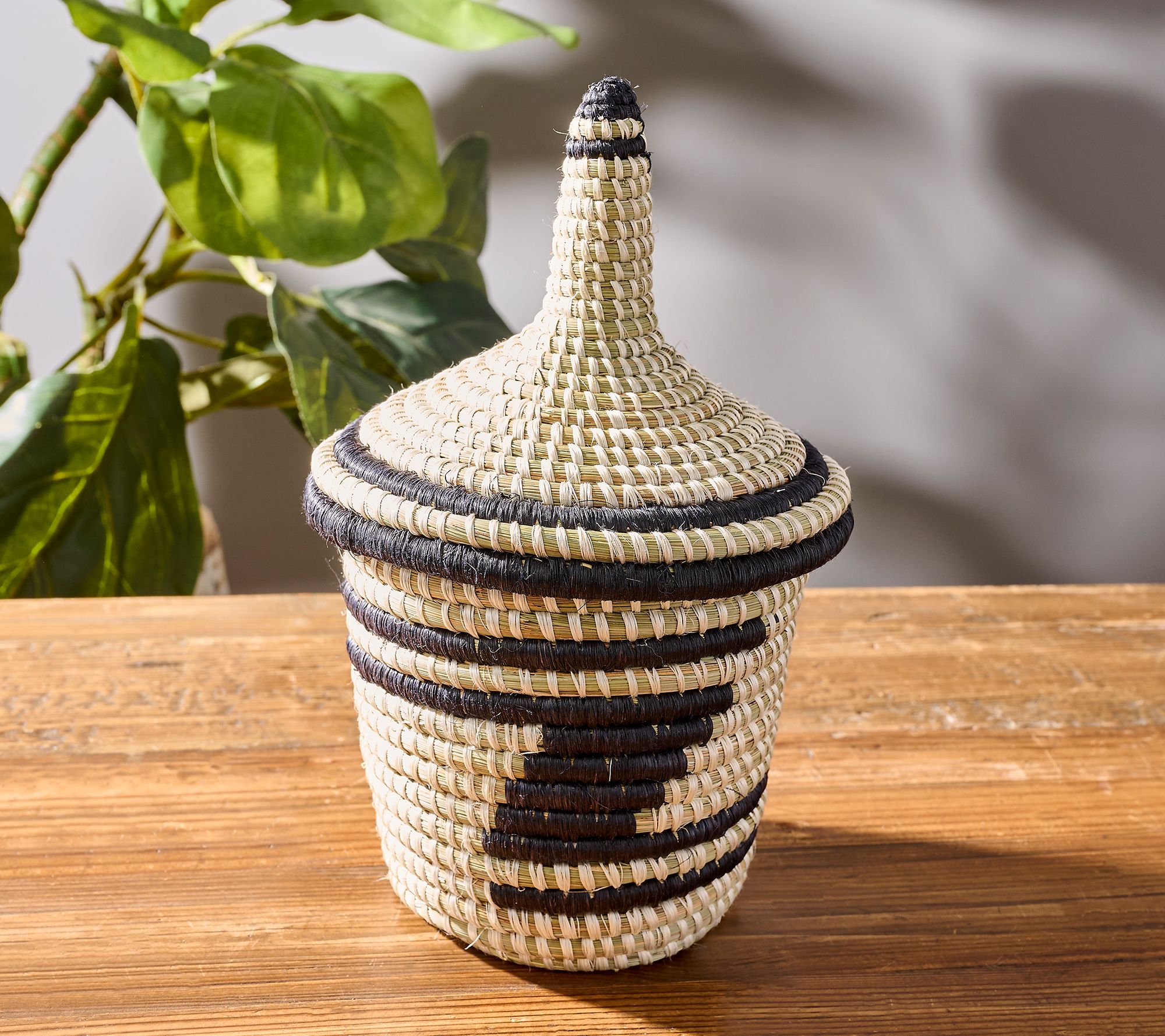 KAZI Hand-Crafted Medium Woven Friendship Basket