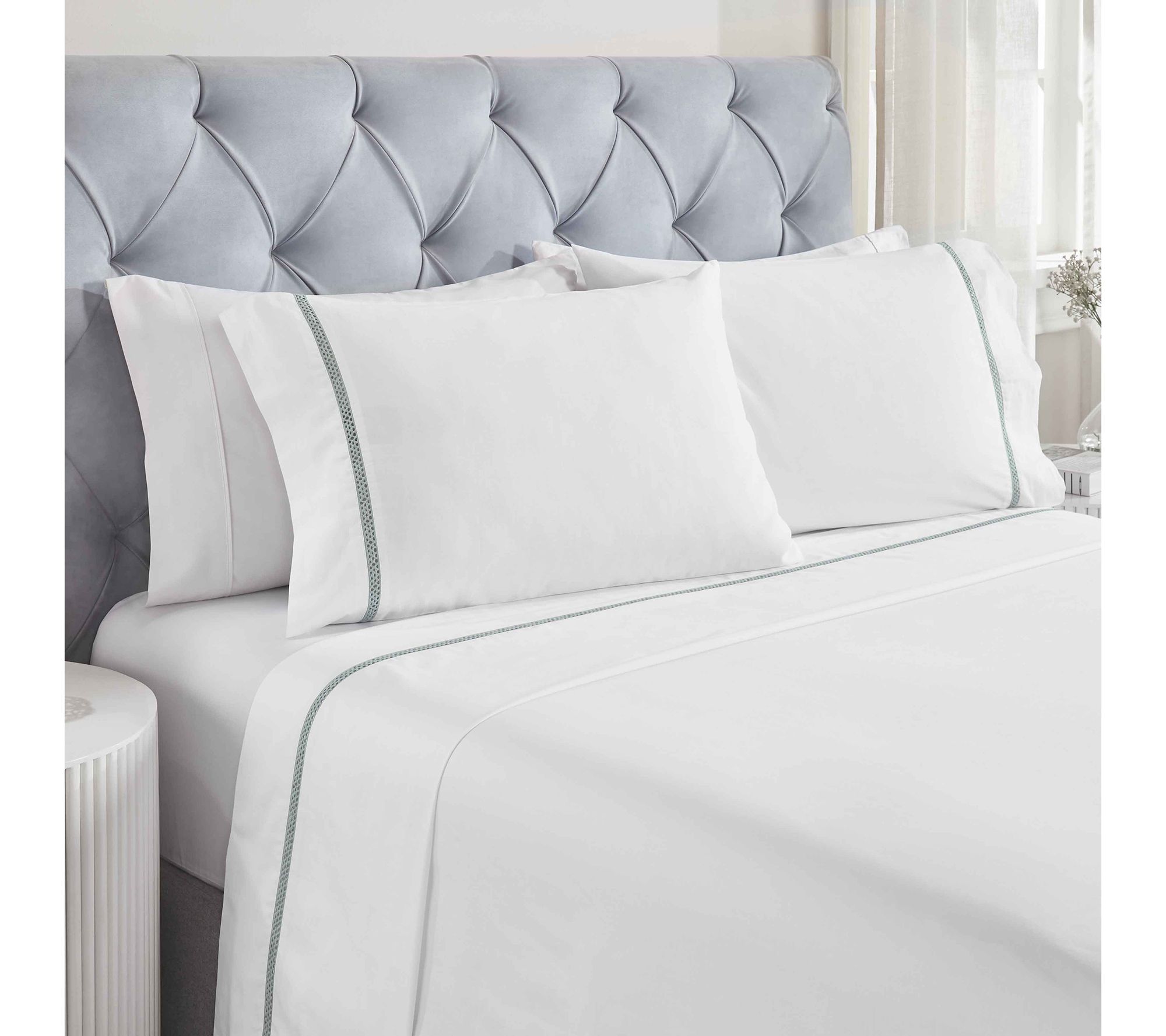 Superior Riverton Cotton Embroidered Sheet Set, Queen