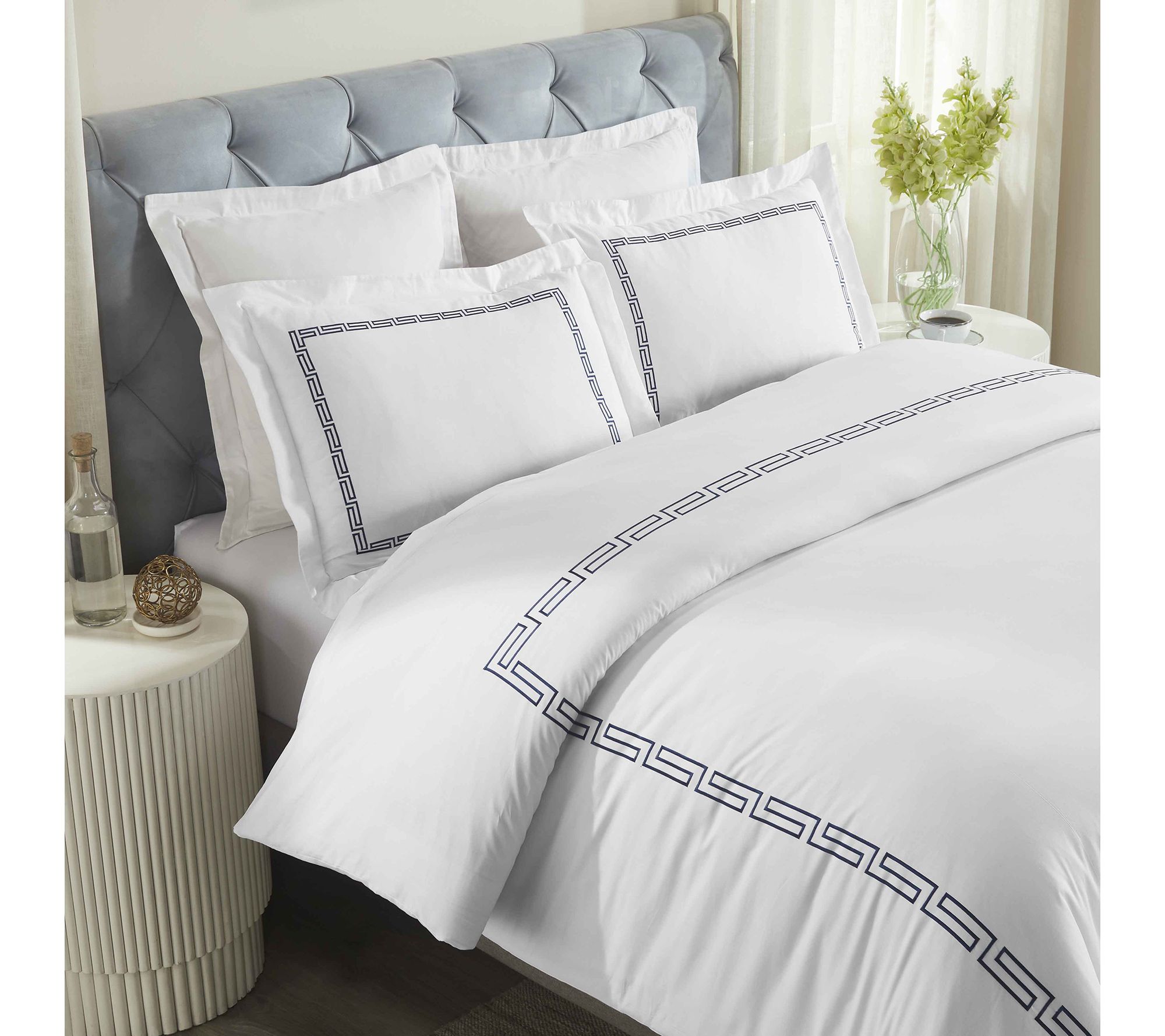 Superior Harrison Embroidered Duvet Cover Set - King/ Cal King