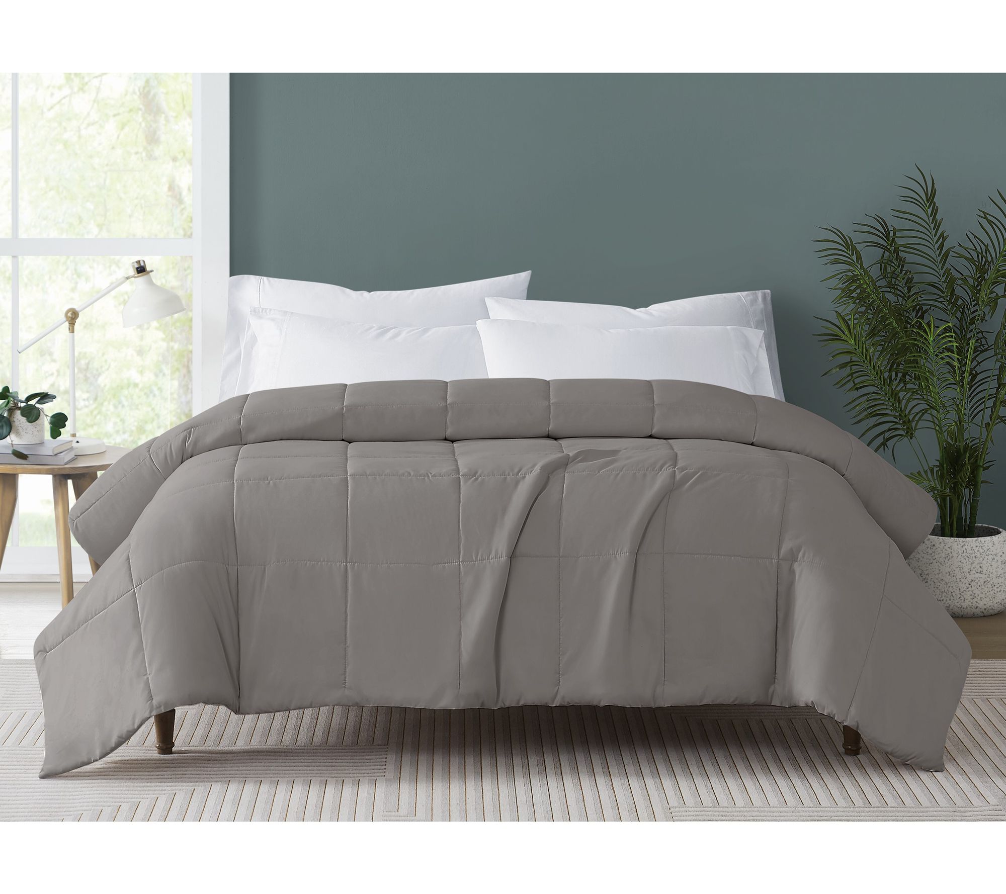 Truly Soft Everyday Solid Full/Queen Down Alternative Blanket