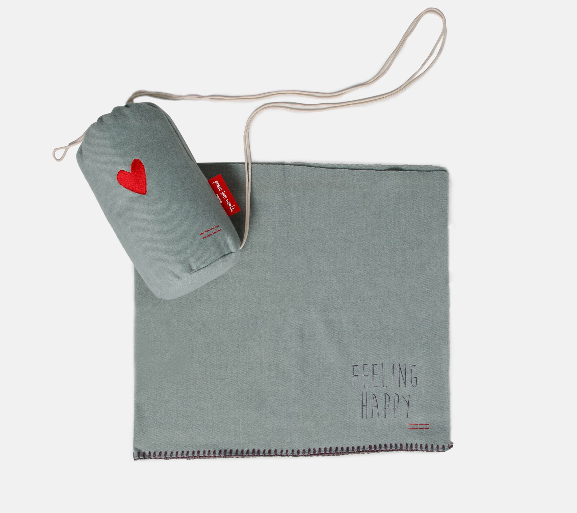 Take 9% off a travel throw with carry bag