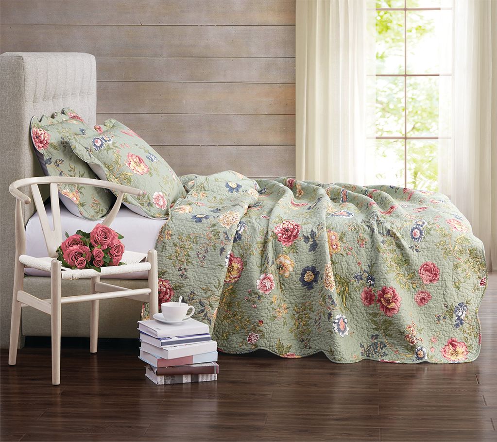 Eden's Garden Twin Quilt Set
