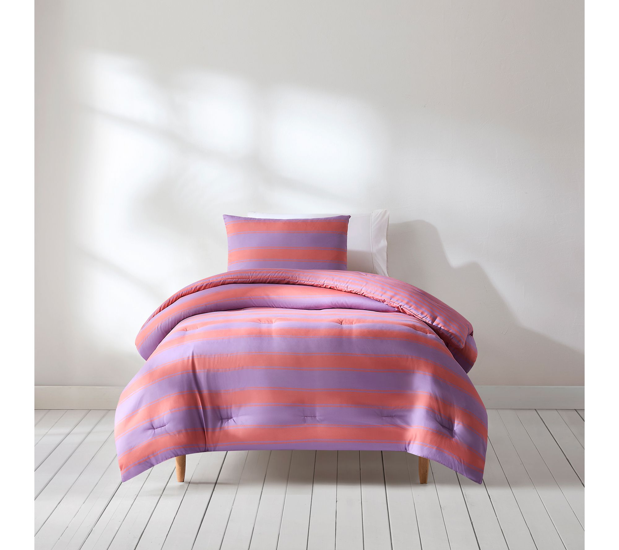 Lush Decor Gale Cabana Stripe Comforter 2Pc Set  Twin/Twin XL