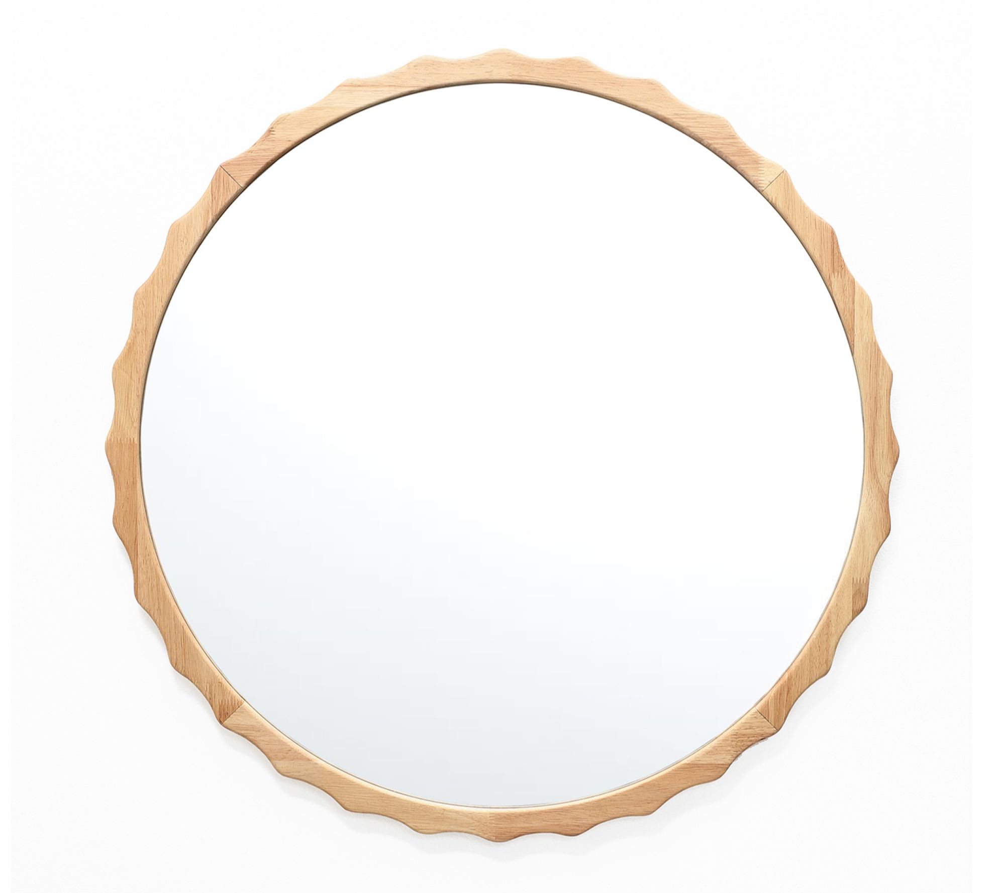 LuxenHome 31.5" Round Natural Rubberwood Scalloped Wall Mirror