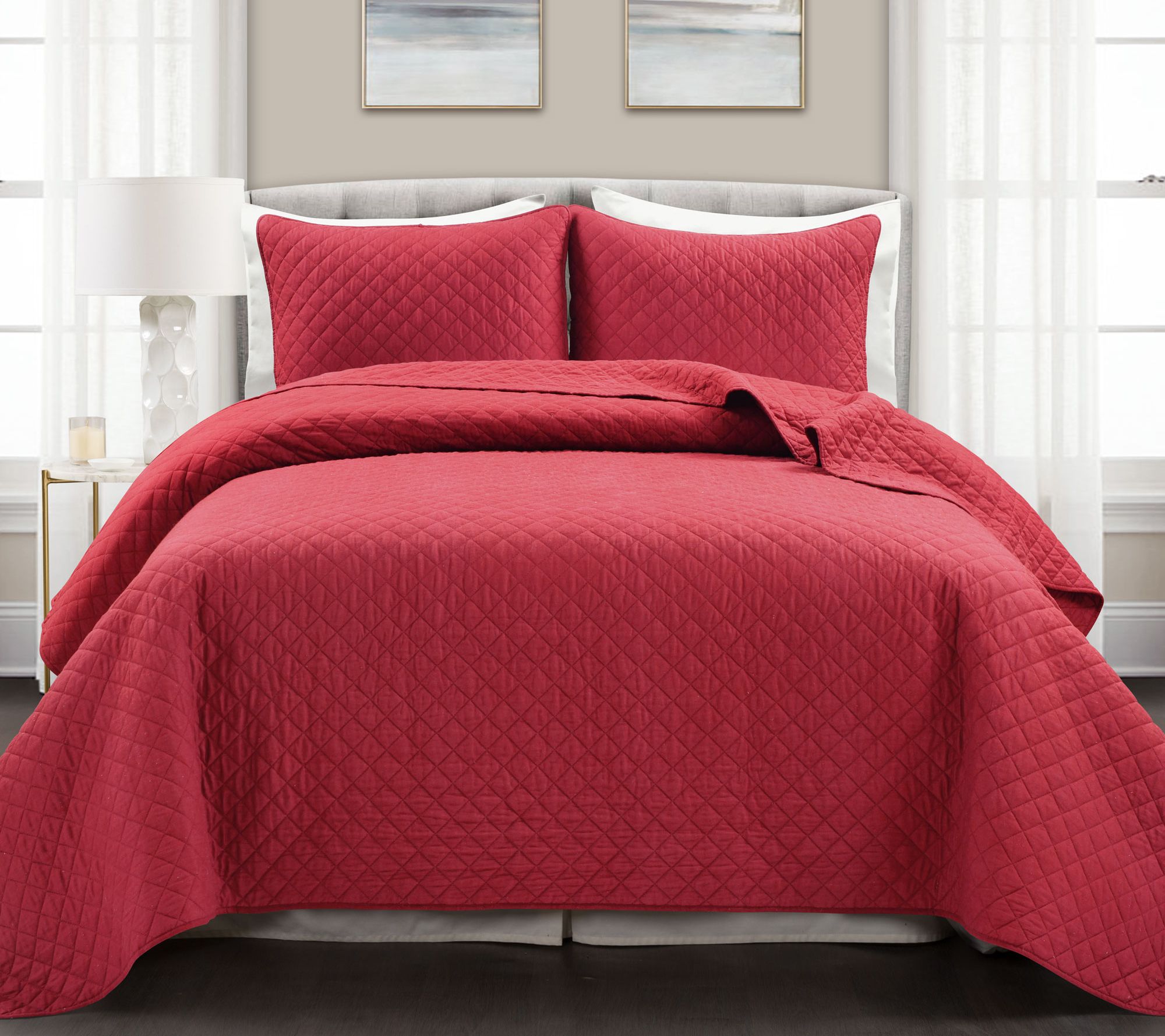 Ava Diamond Oversized 3-Piece King Quilt Set byLush Decor