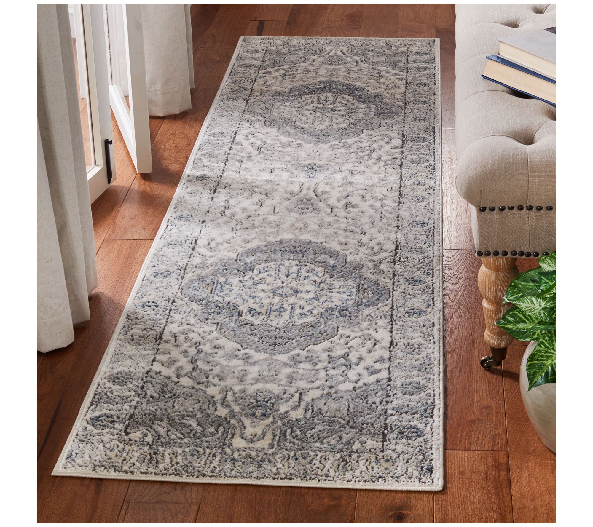 Safavieh Martha Stewart 867 Or egon 2'-2" X 8' Rug