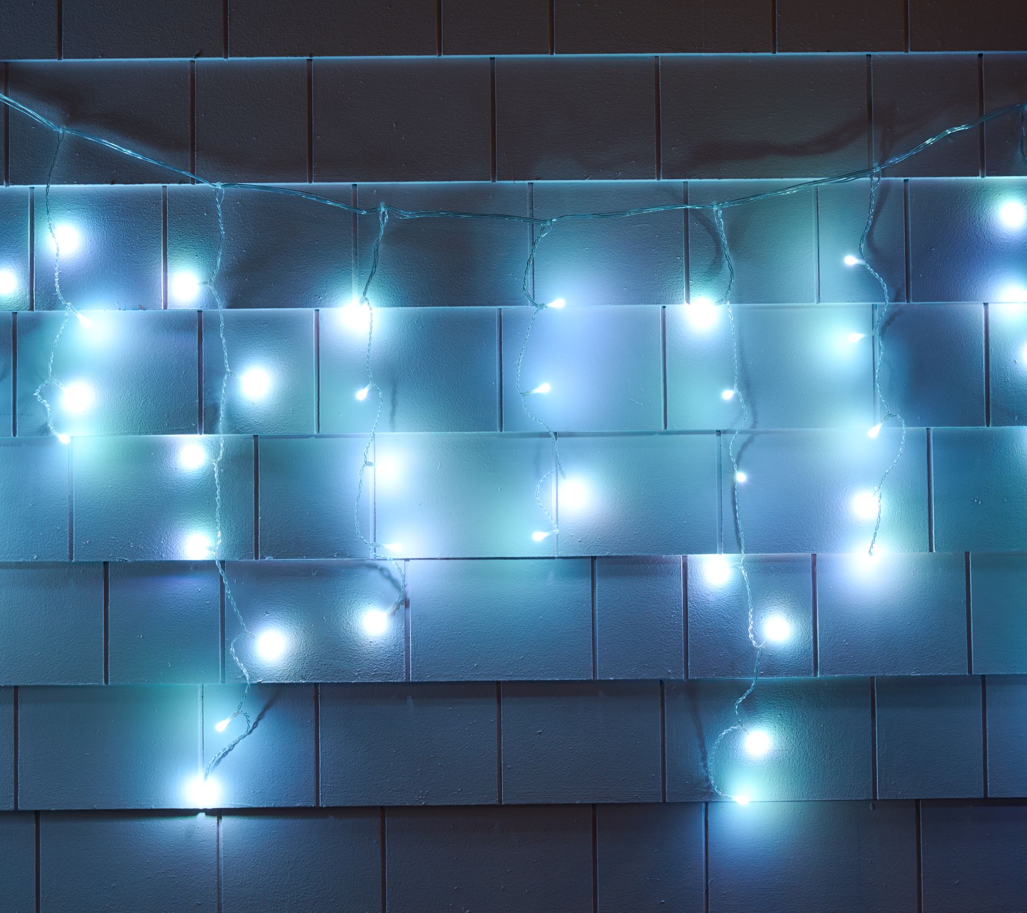 "As Is" Bethlehem Lights 32'Color Prism Premium Icicle Lights