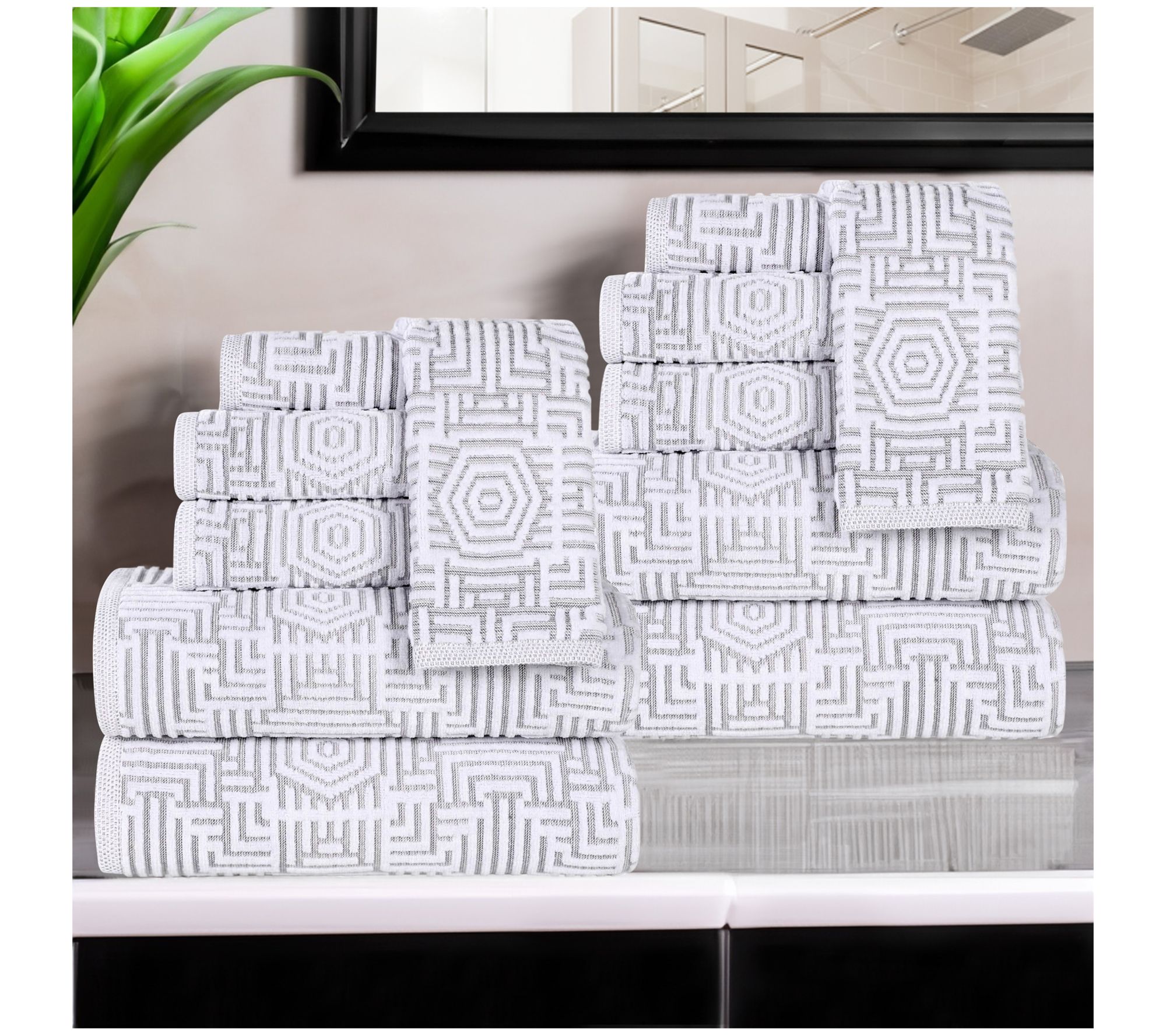 Superior Jasper Cotton Jacquard 12-Piece Towel et