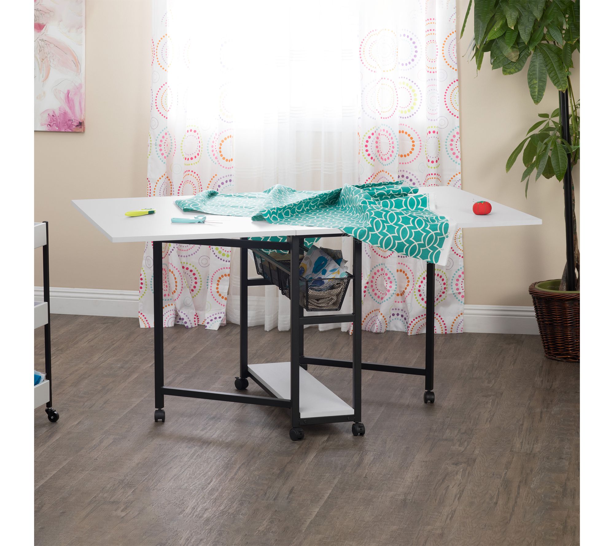 Sew Ready Mobile Fabric Cutting Standing Tablew/ Craft Org