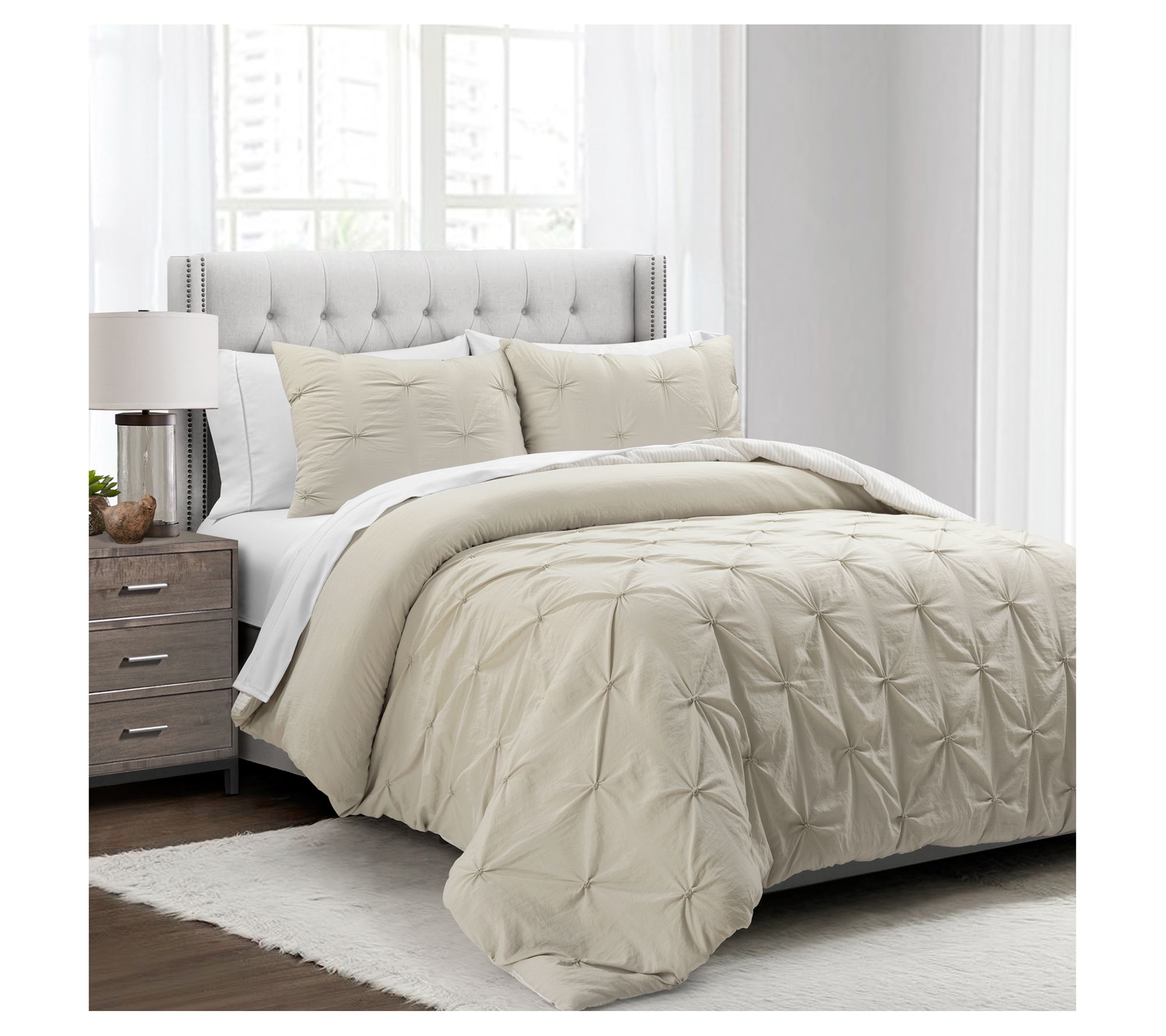 Lush Decor Ravello Pintuck Comforter With SheetSet 7-pc King