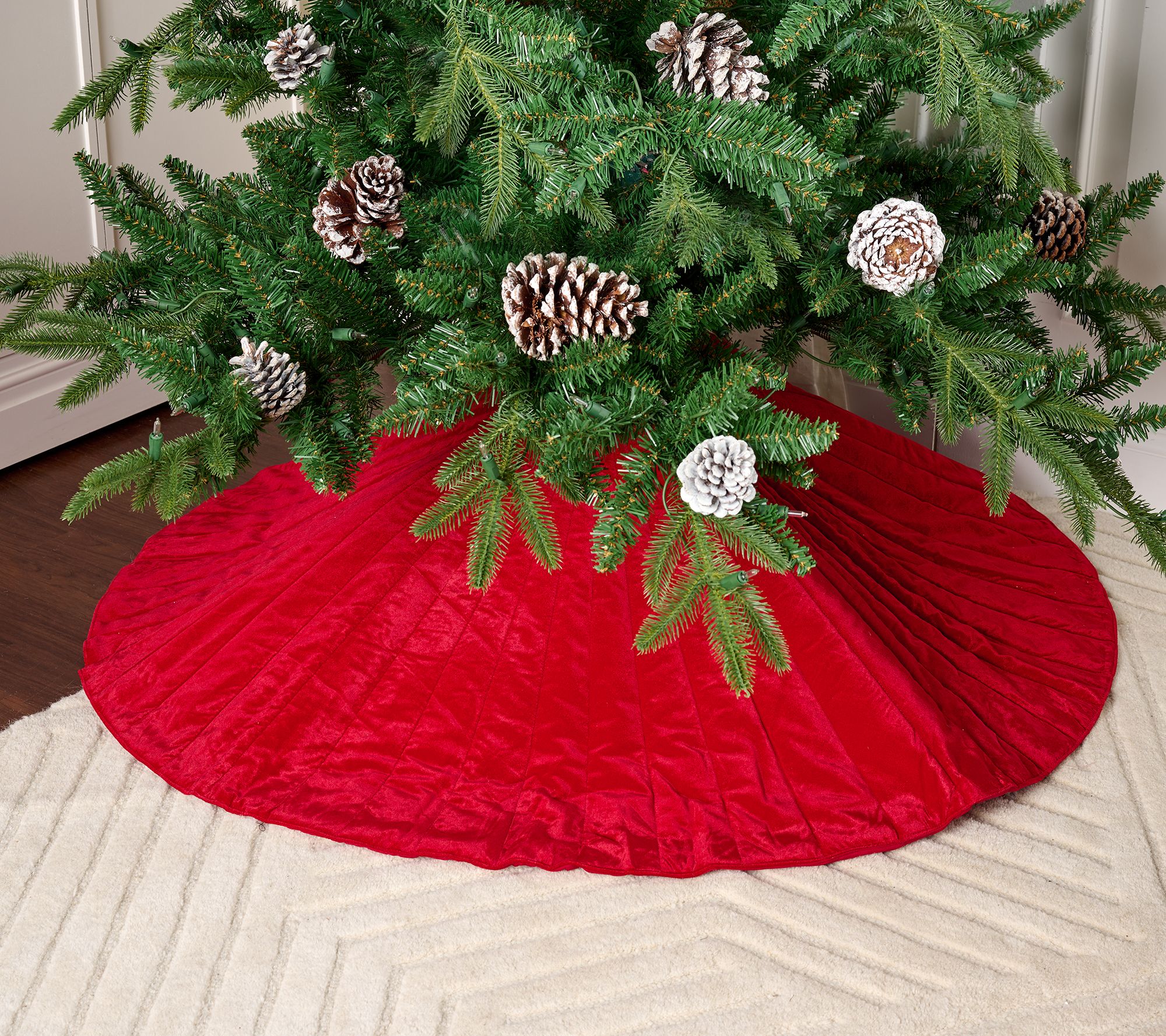 Primrose Hill 48" Tufted Plush Tree Skirt