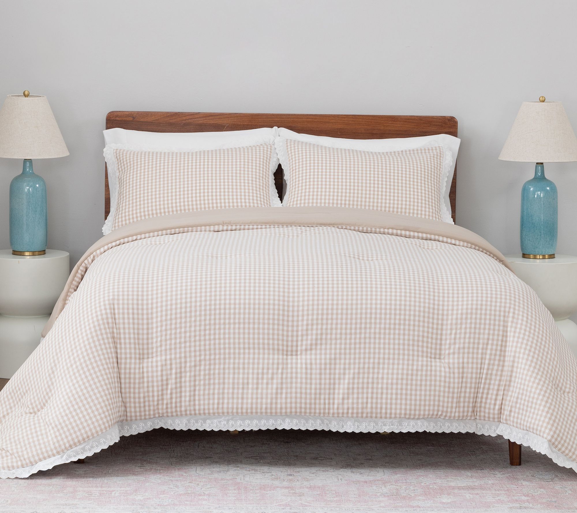 "As Is" Berkshire Gingham Comforter&Sham Lace Trim-Queen
