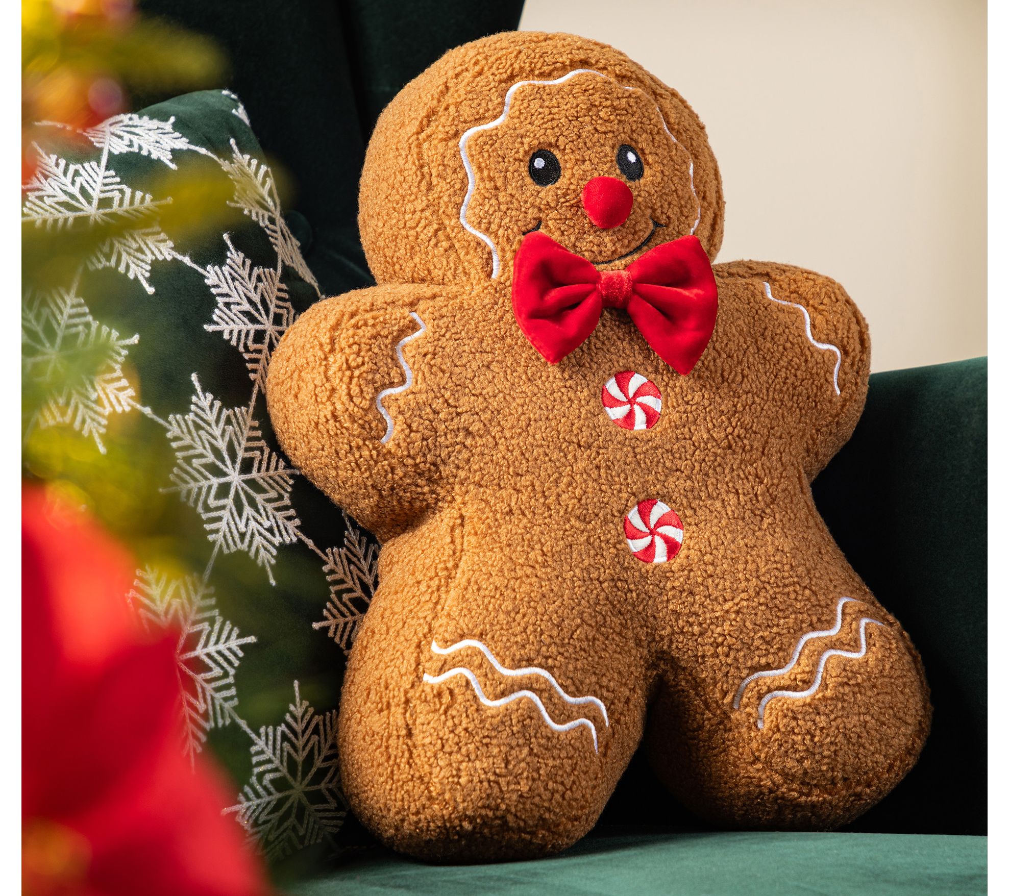 Glitzhome 15"H Christmas Gingerbread Man ShapedPillow
