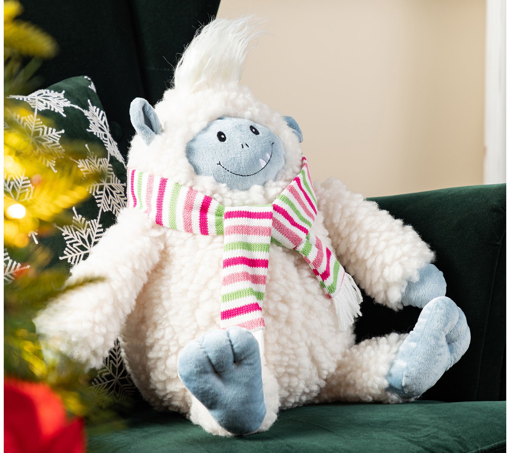 Glitzhome 21.75"H Christmas Fabric Yeti Shelf Sitter