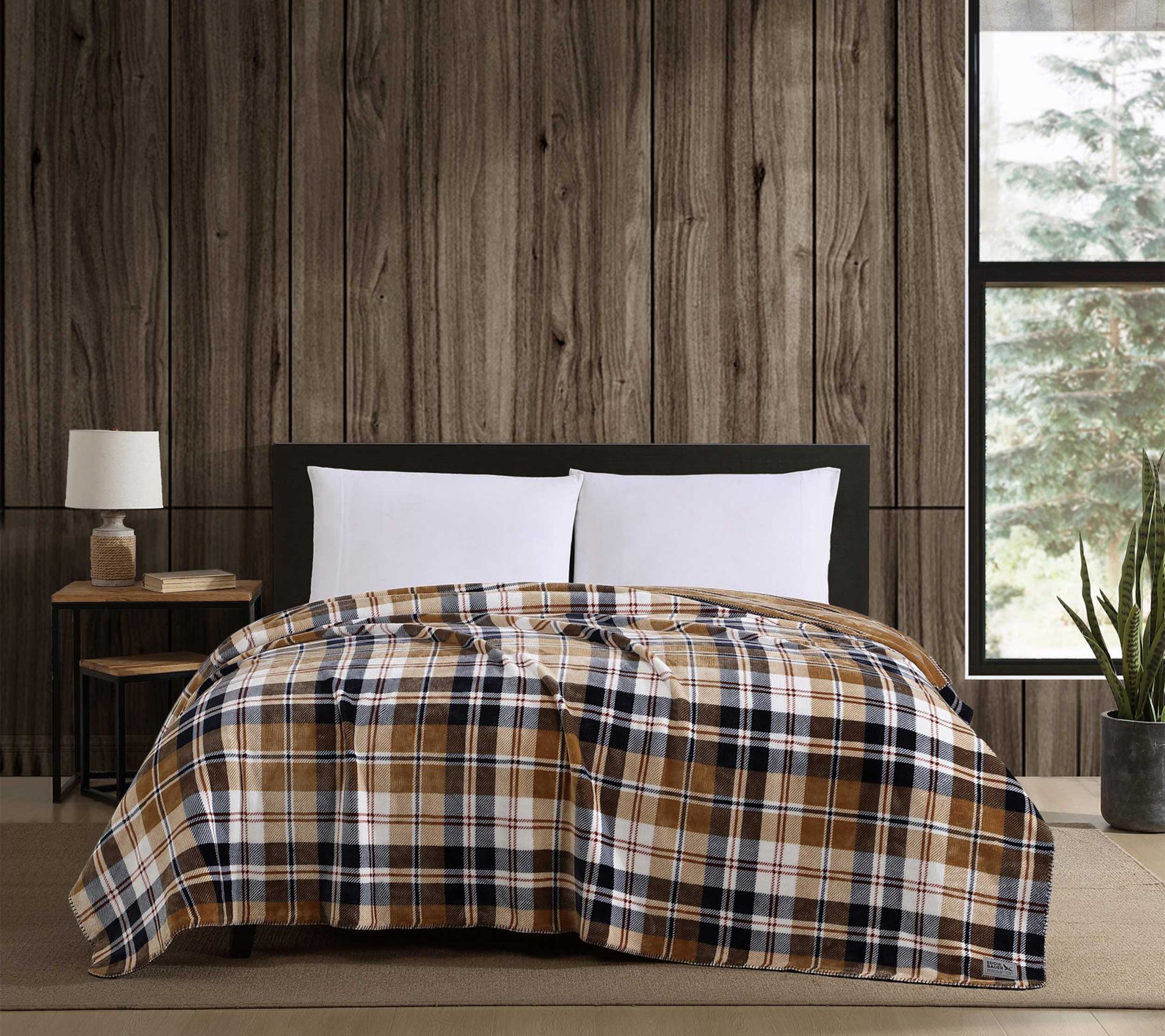 Eddie Bauer Trailhead Plaid Reversible King Blanket