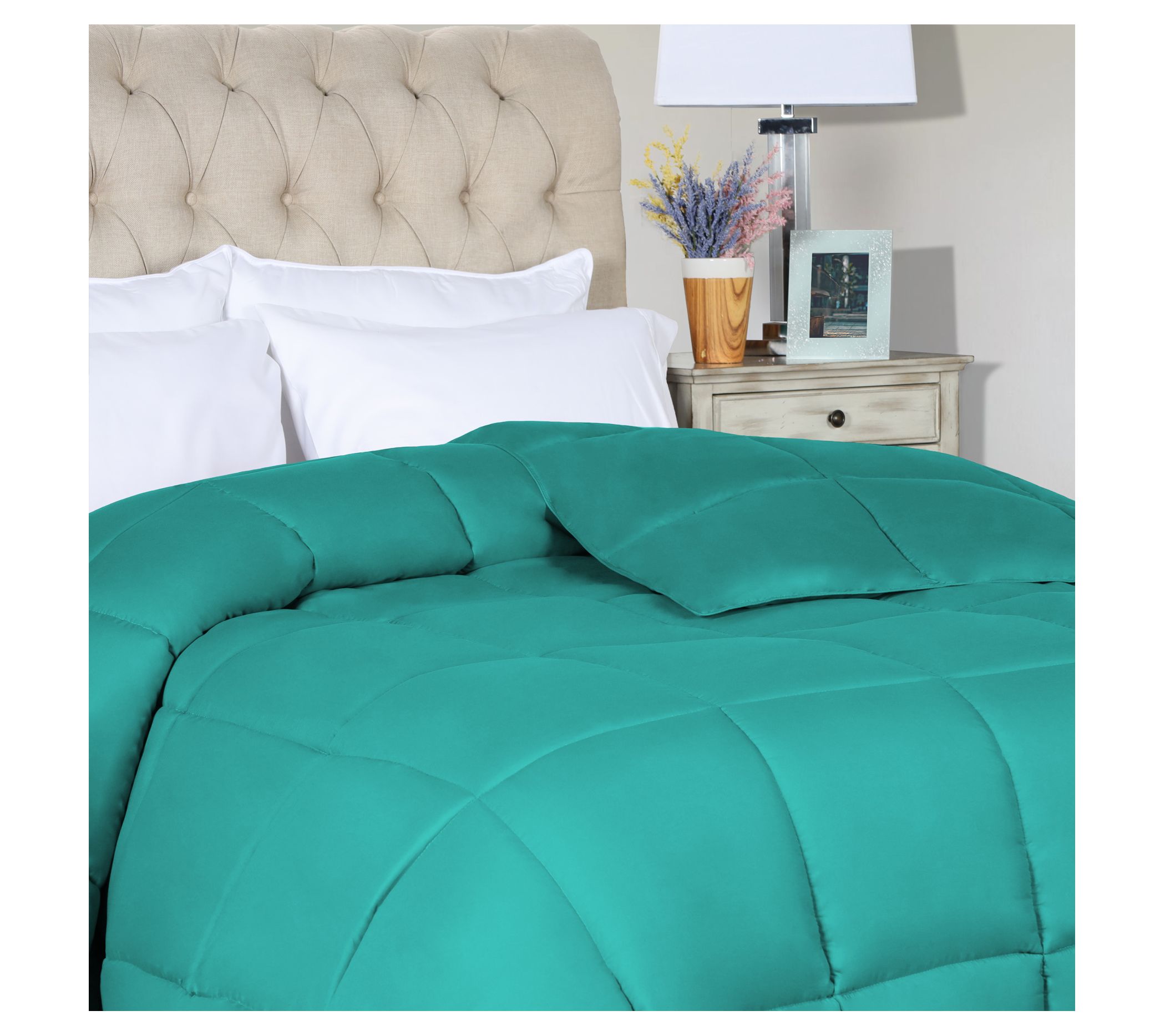 Superior Revers ible Down Alter native Twin- XL Comforter /Twin XL