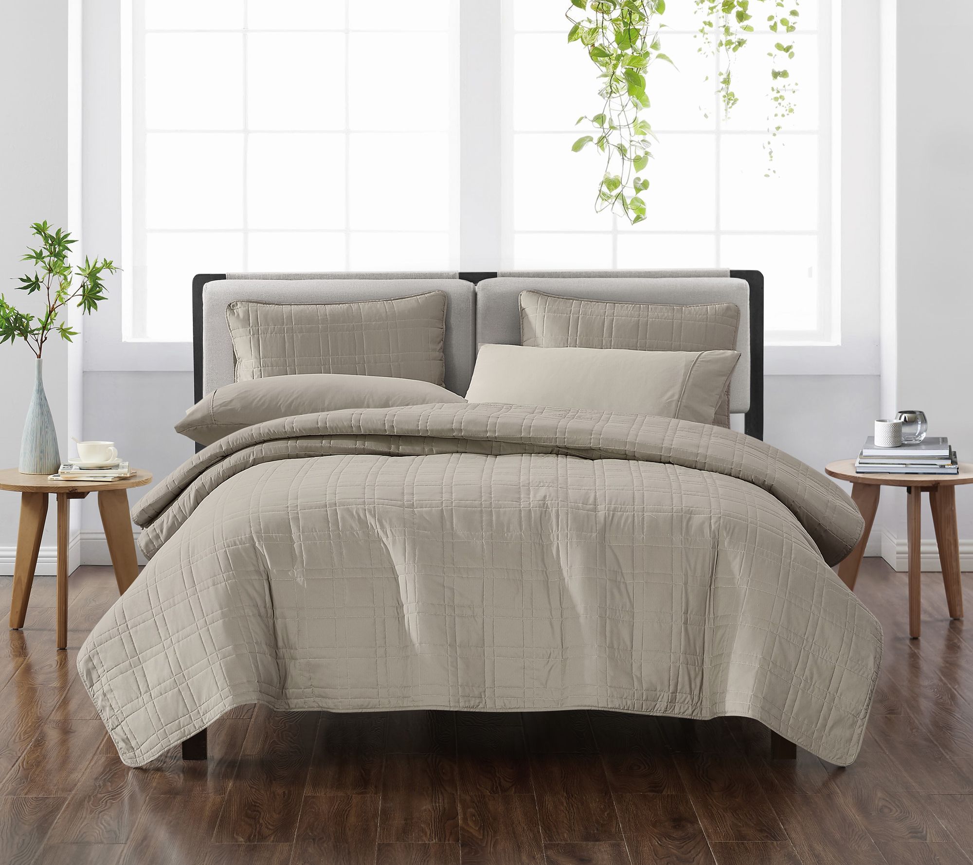 Cannon Heritage Solid Quilt Set King Quilt Set