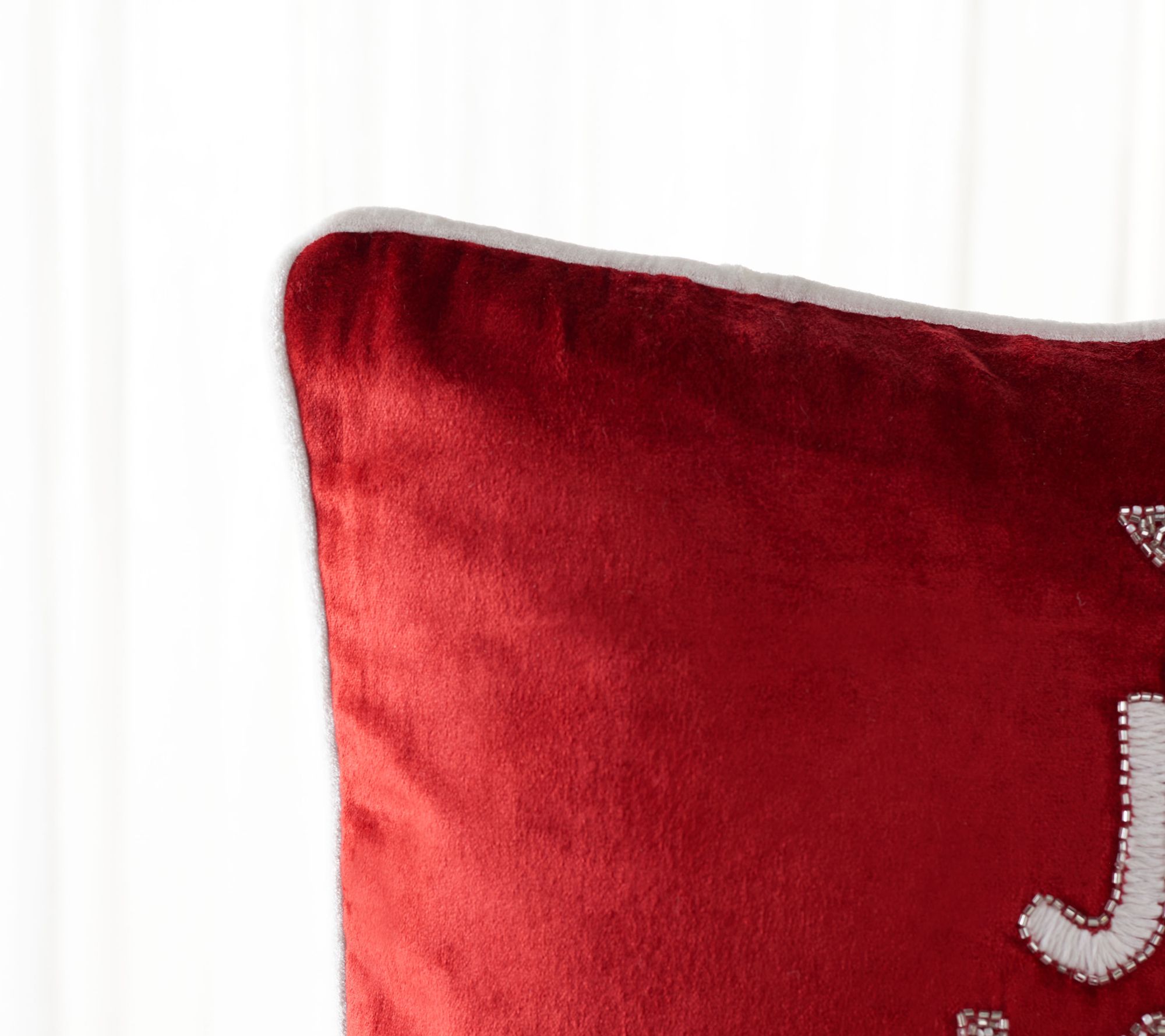 Safavieh Peace And Joy Pillow