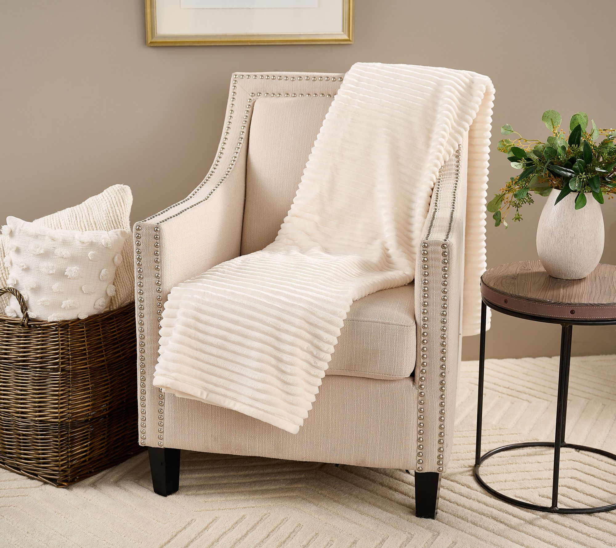 Home Reflections Reversible Plush Oversized60 x 80 Throw