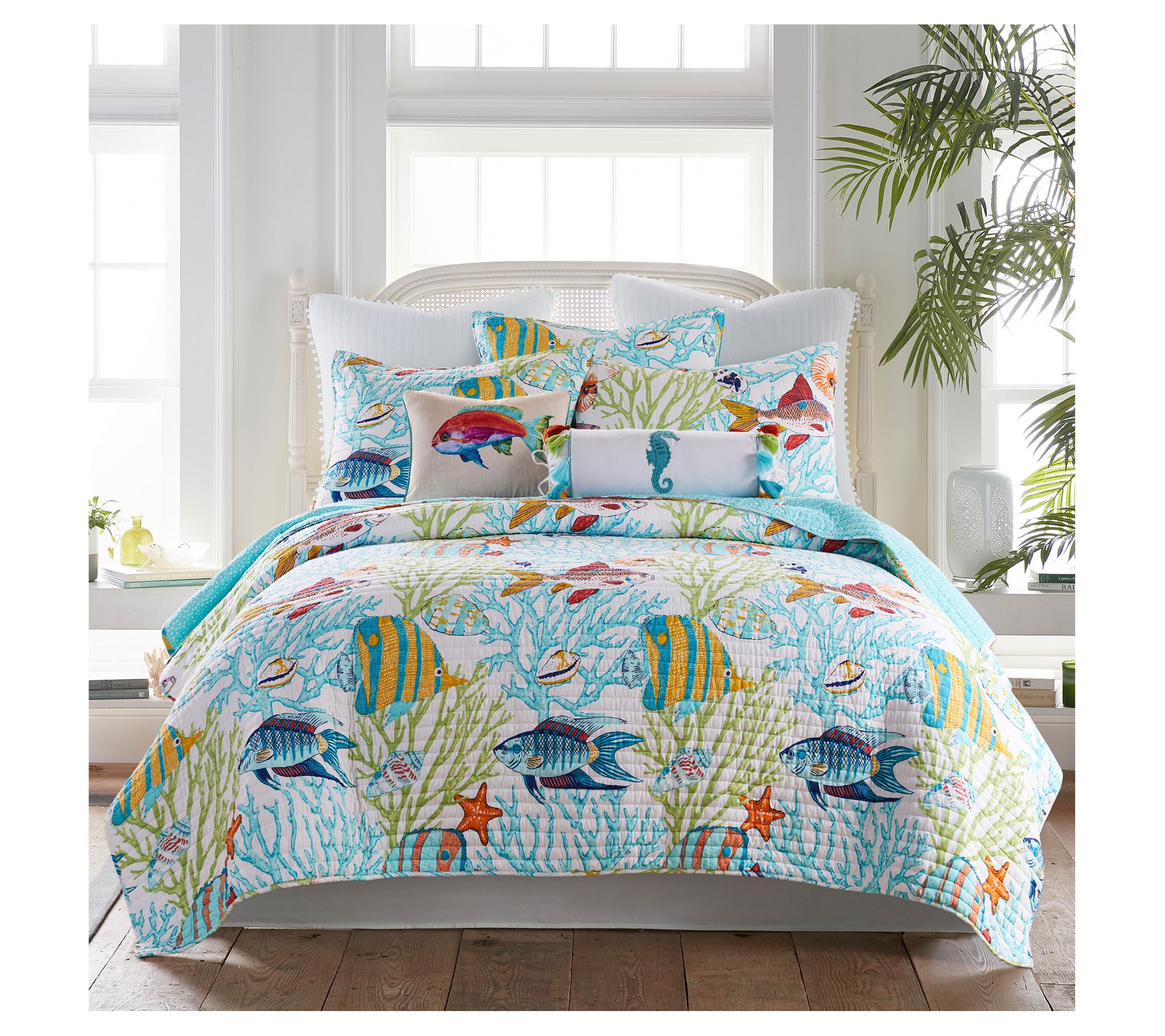 Levtex Home Bay Islands Quilt Set - Cotton Twin/Twin XL / Coral