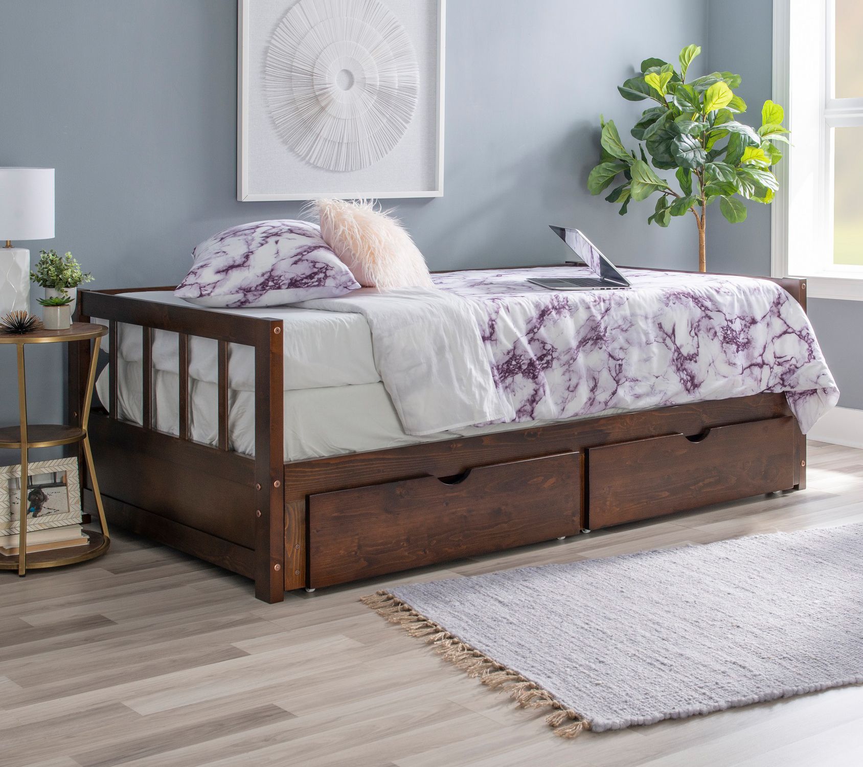 Linon Home Deco r Harley Storag e Trundle Daybe d Twin to King