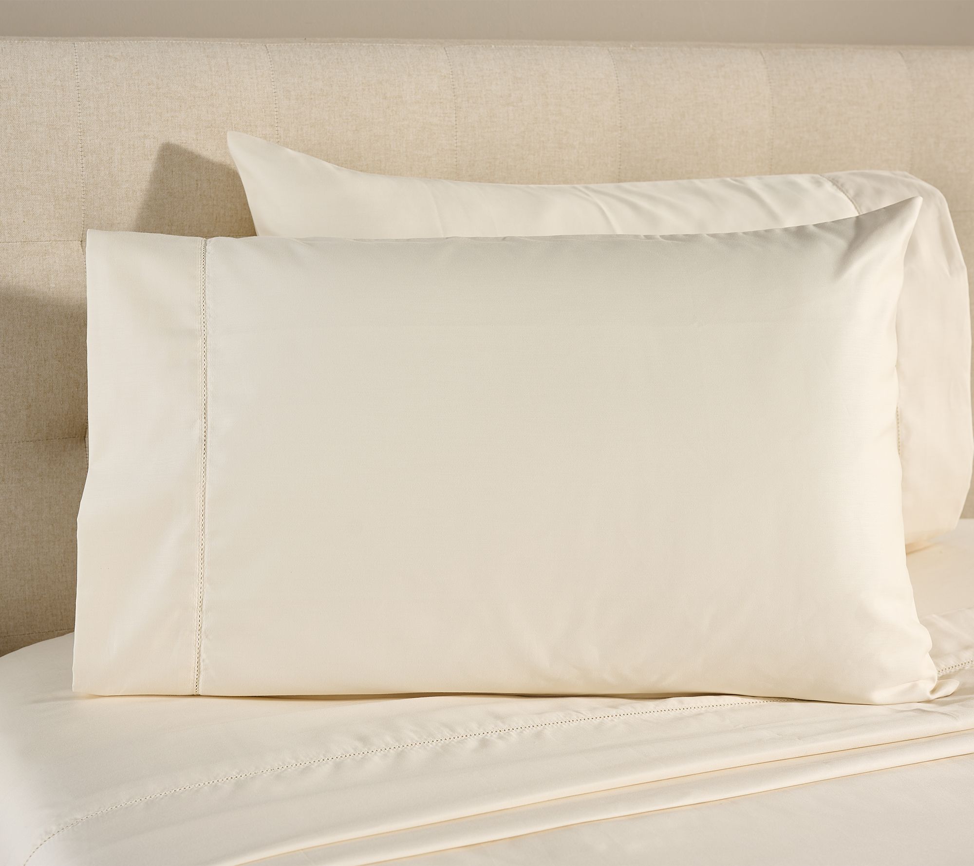 Northern Nights Infinity Weave 700TC Cotton Set of 2 Pillowcases