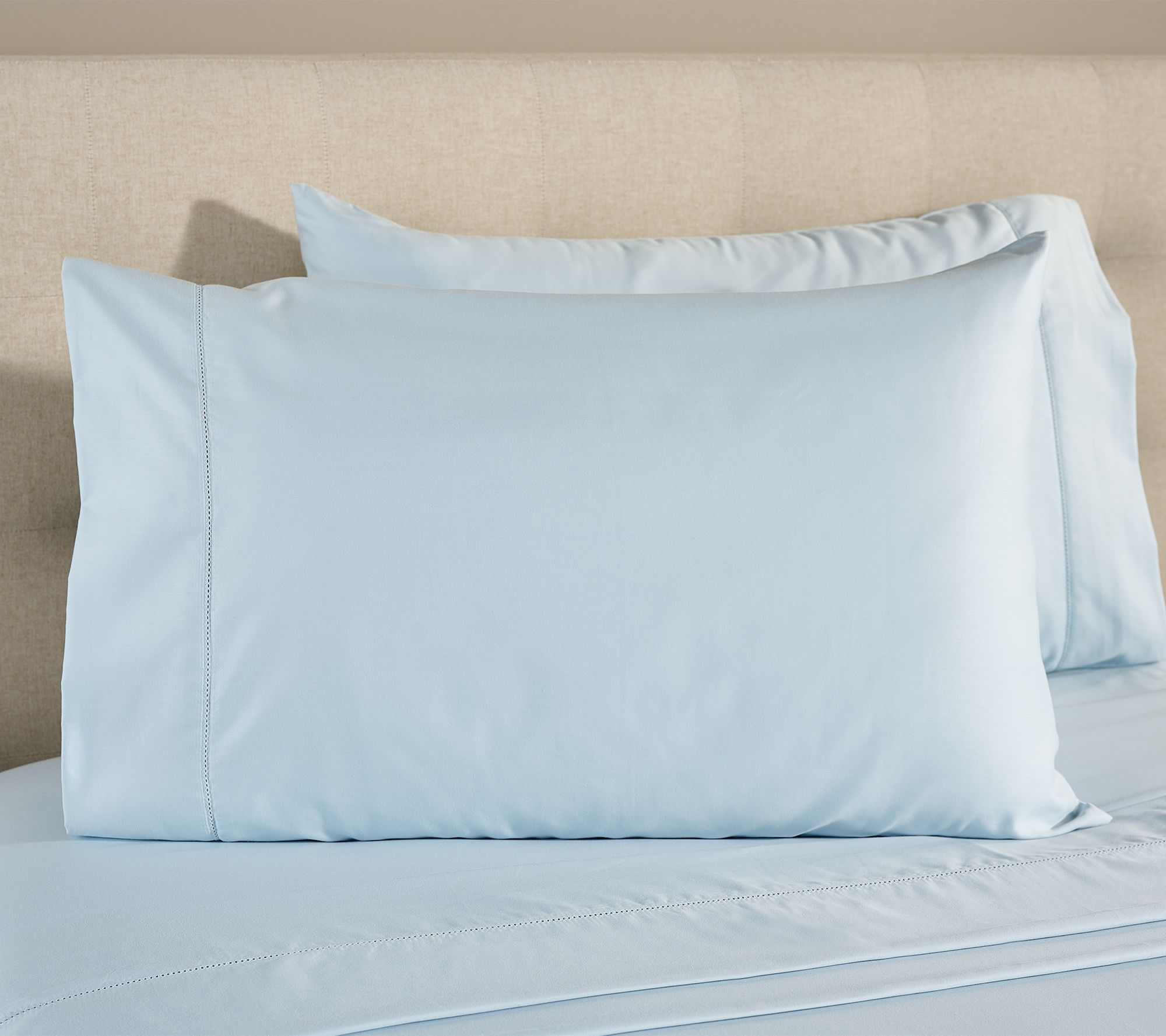 Northern Nights Infinity Weave 700TC Cotton Set of 2 Pillowcases