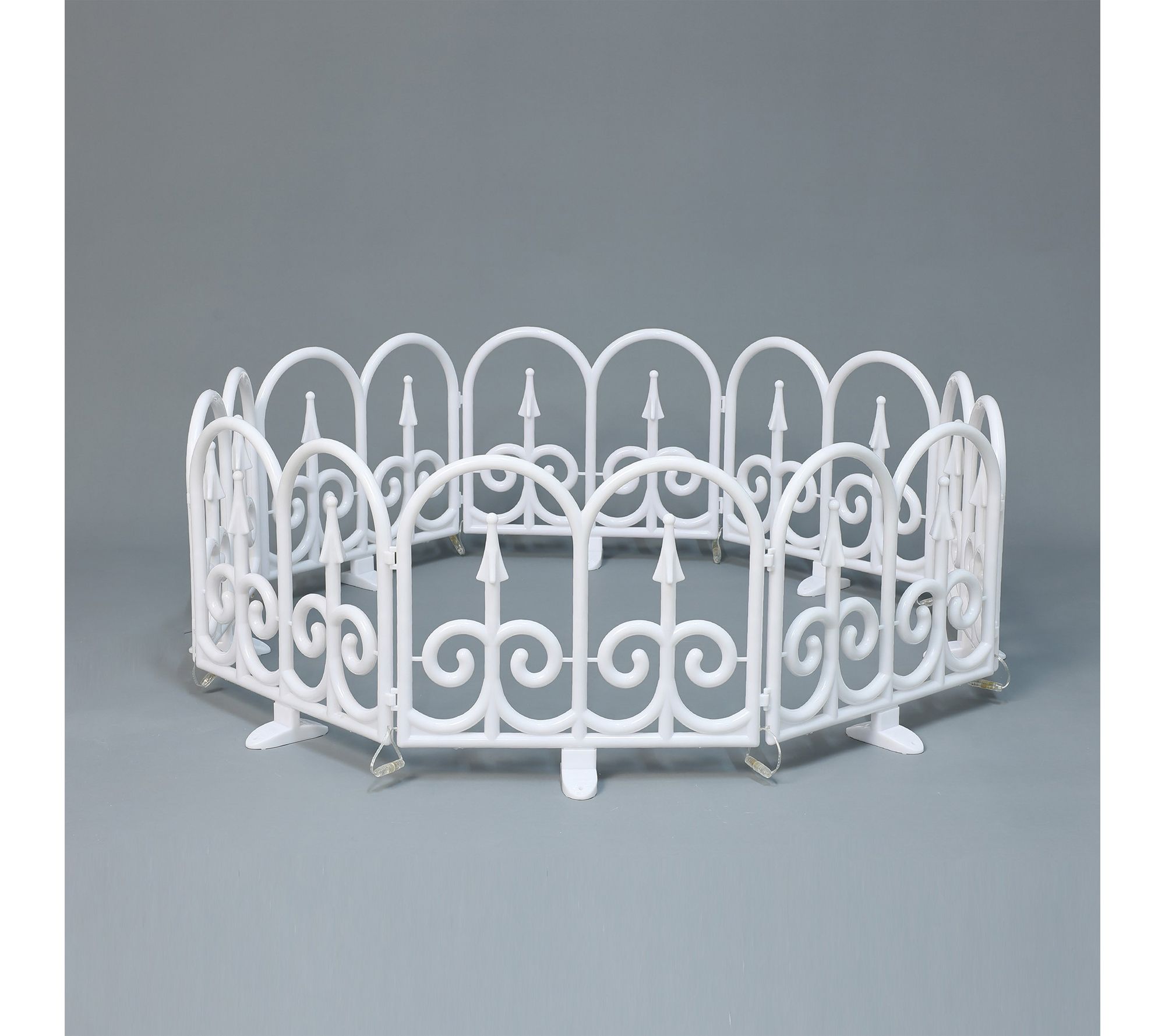 LuxenHome 8-Pc Light Show Arched Fence Design D ecoration