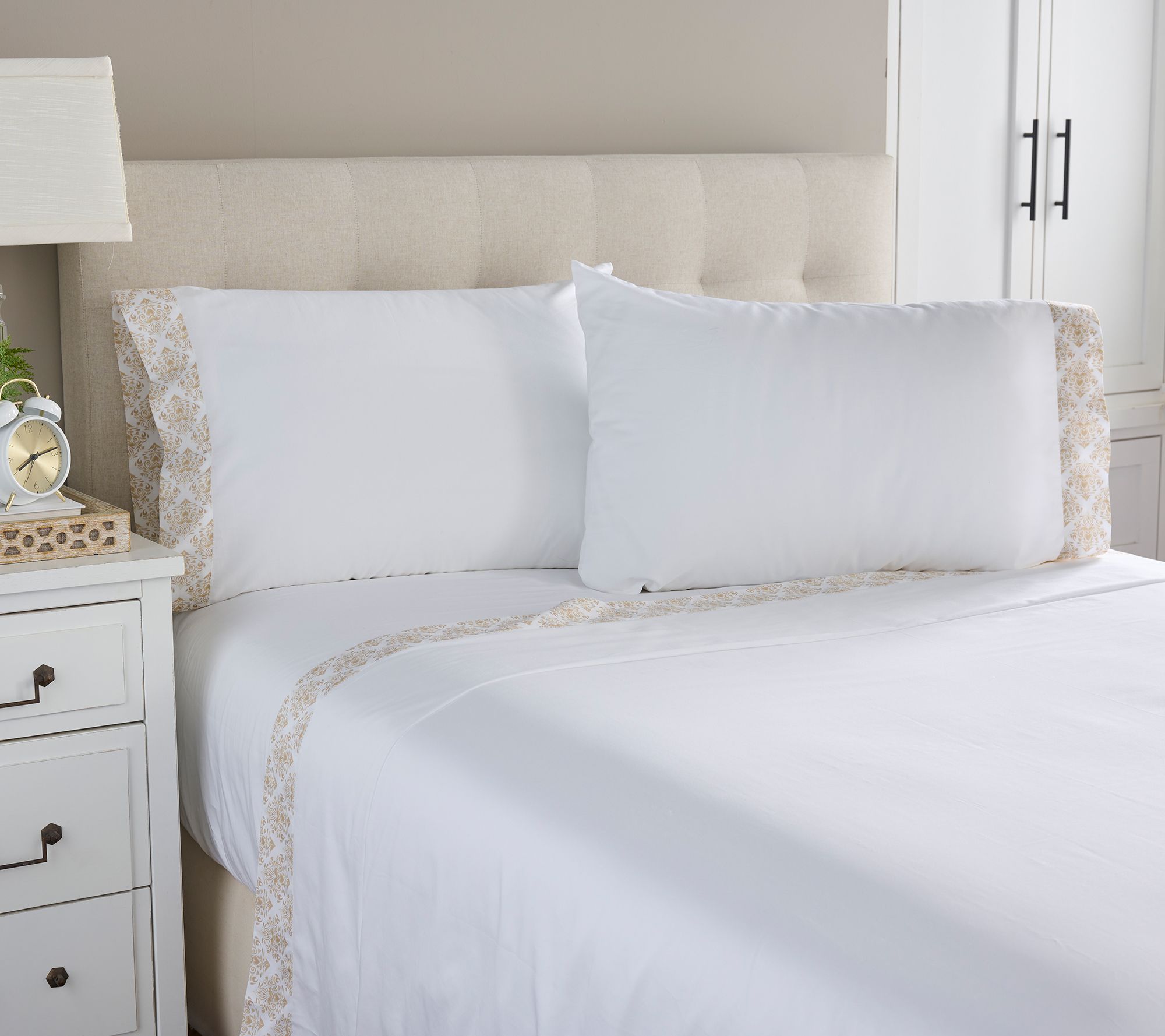 Hotel du Cobb 100% Cotton Sateen Sheet Set with Decorative Cuff