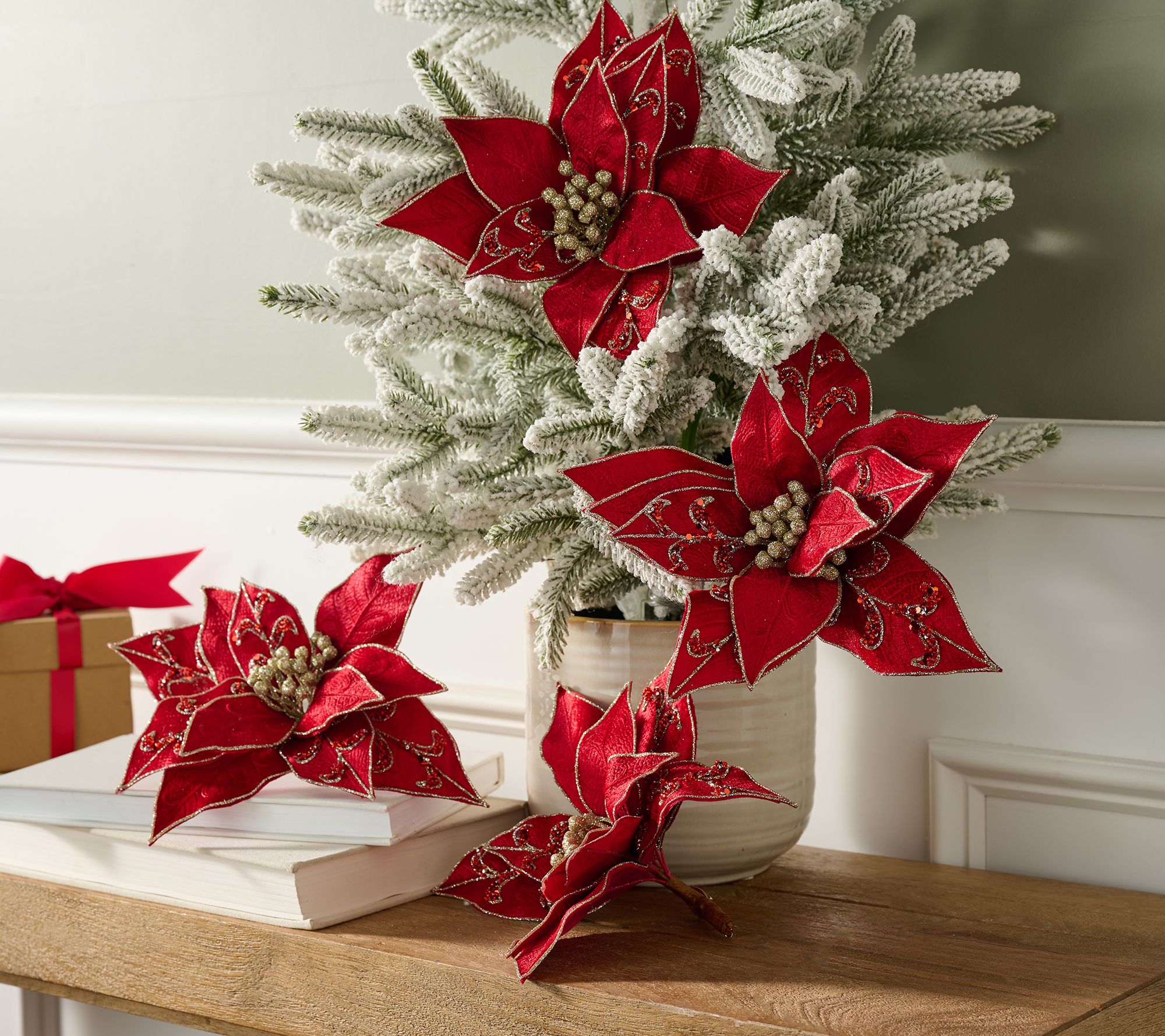 Set of 4 Poinsettia Clips by Valerie