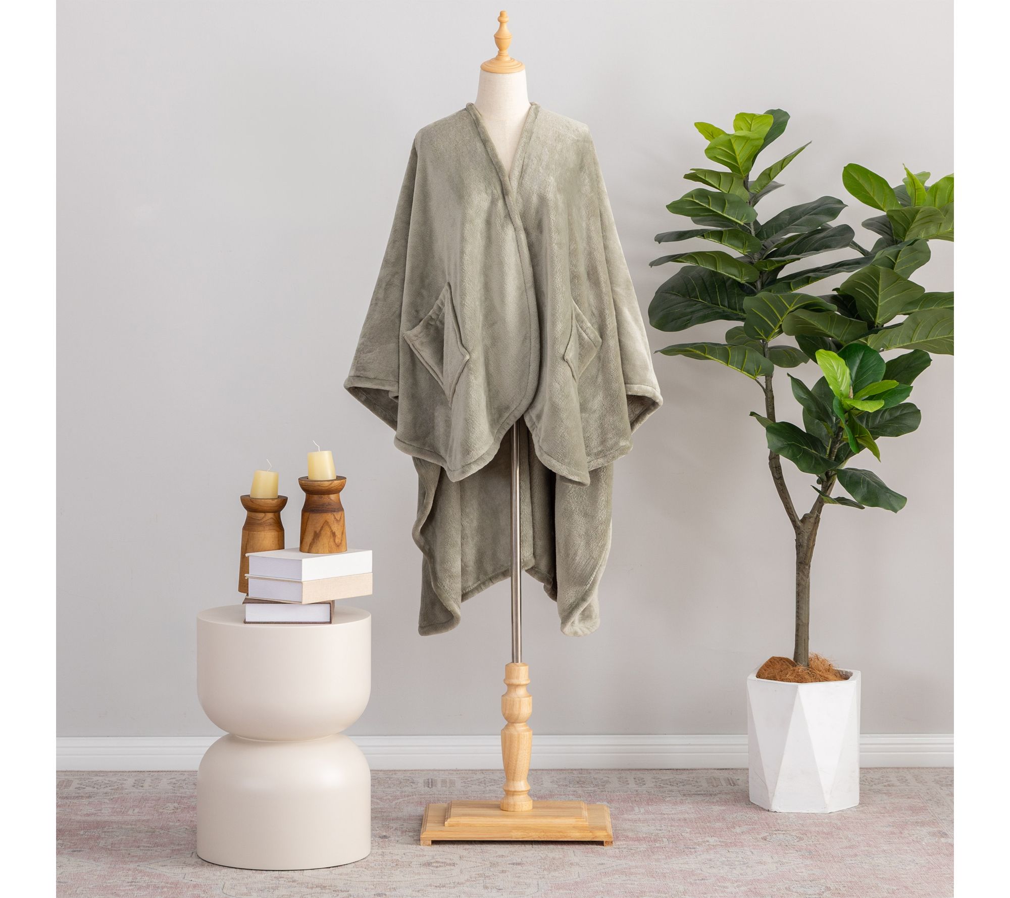 Berkshire Velvetsoft Wearable Plush Blanket