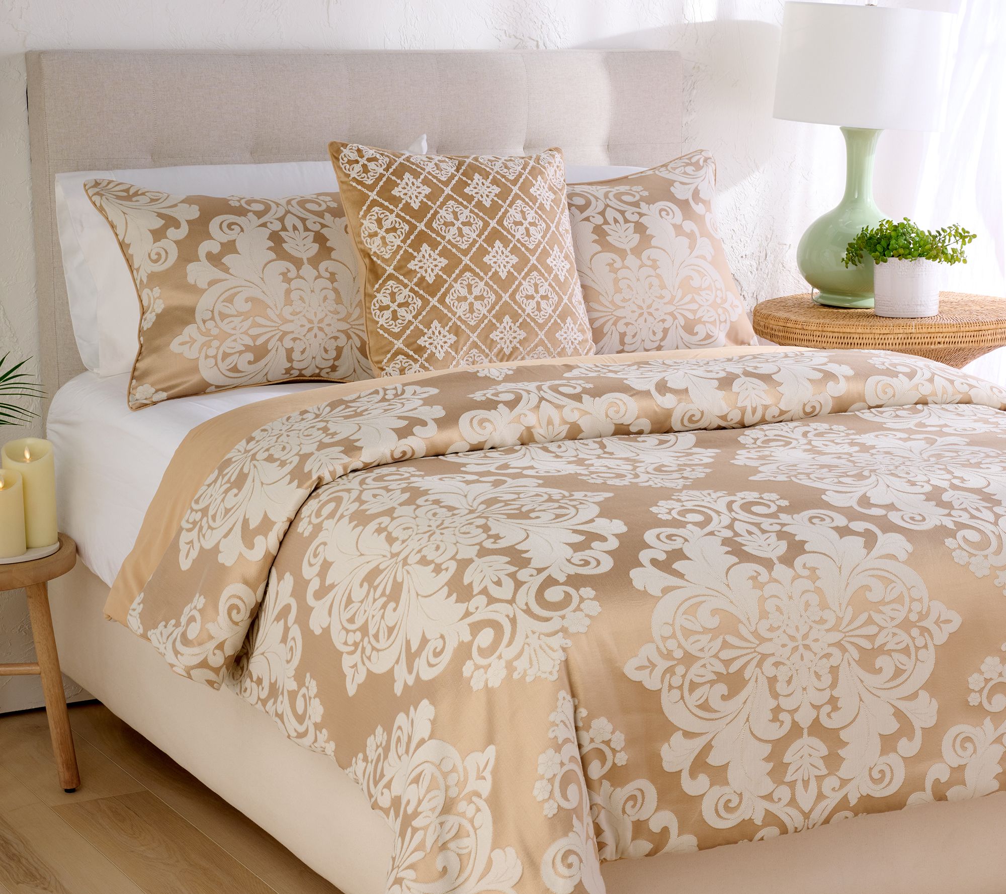 "As Is" Hotel du Cobb Jacquard Damask Comforter Set- Dennis Basso Kg