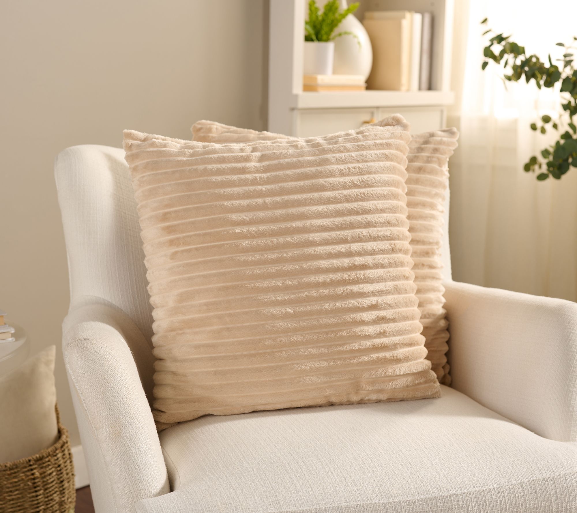 Home Reflection Set of 2 Ribbed Plush Decorative Pillows