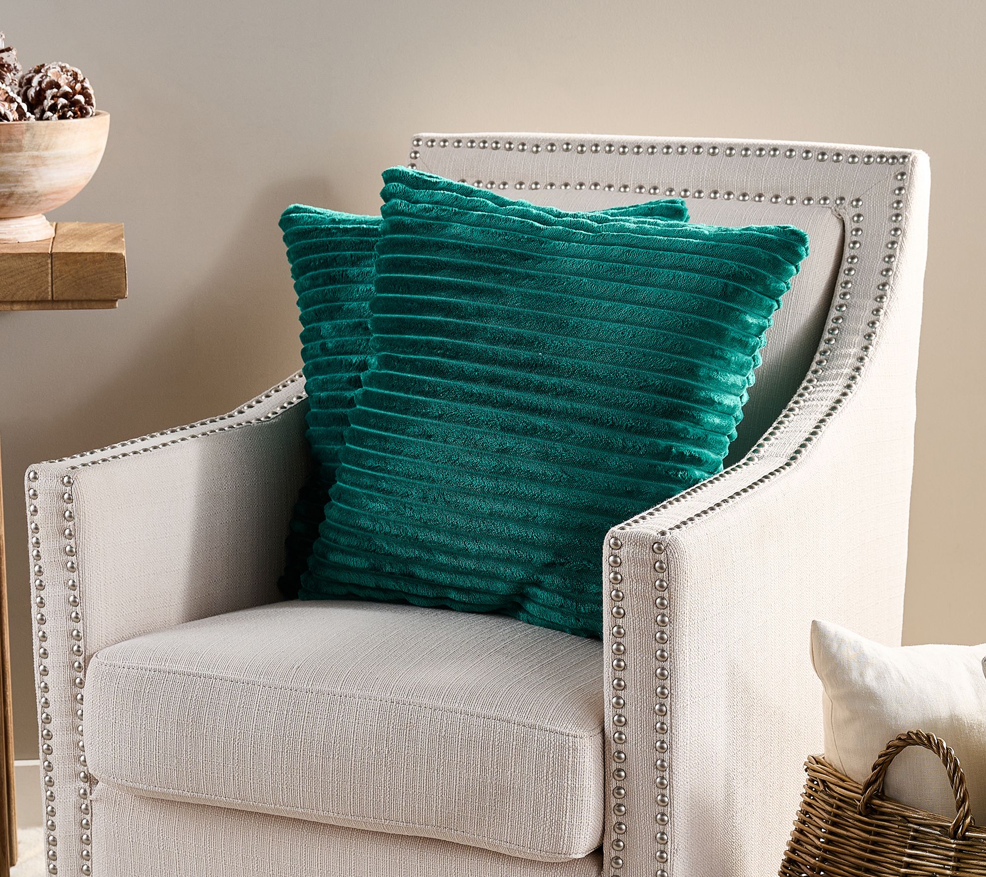 Home Reflection Set of 2 Ribbed Plush Decorative Pillows