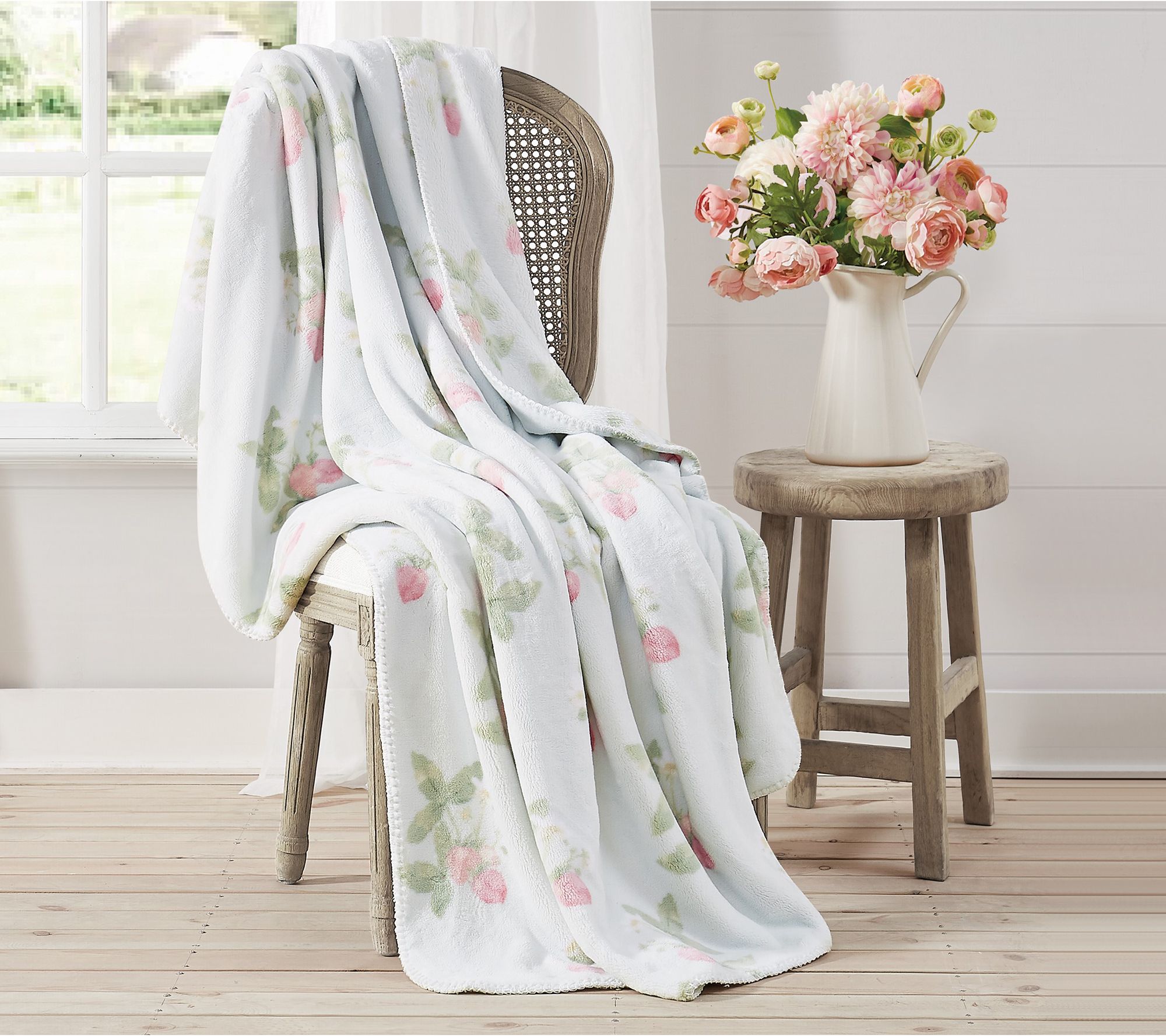 The Farmhouse by Rachel Ashwell Printed and Sold Throw