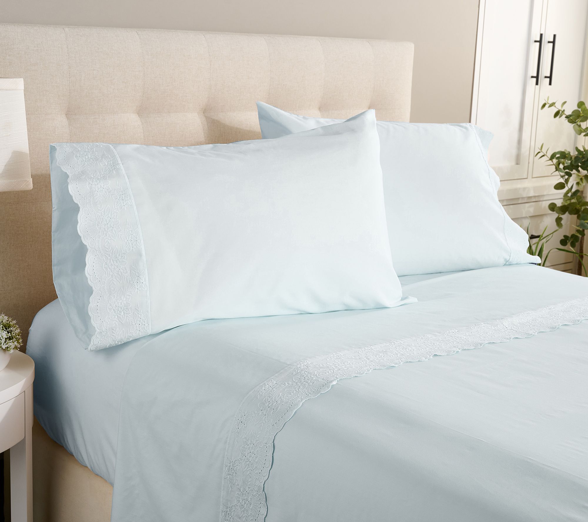 "As Is" Mrs. H 300TC 100% Cotton Percale Eyelet Sheet Set