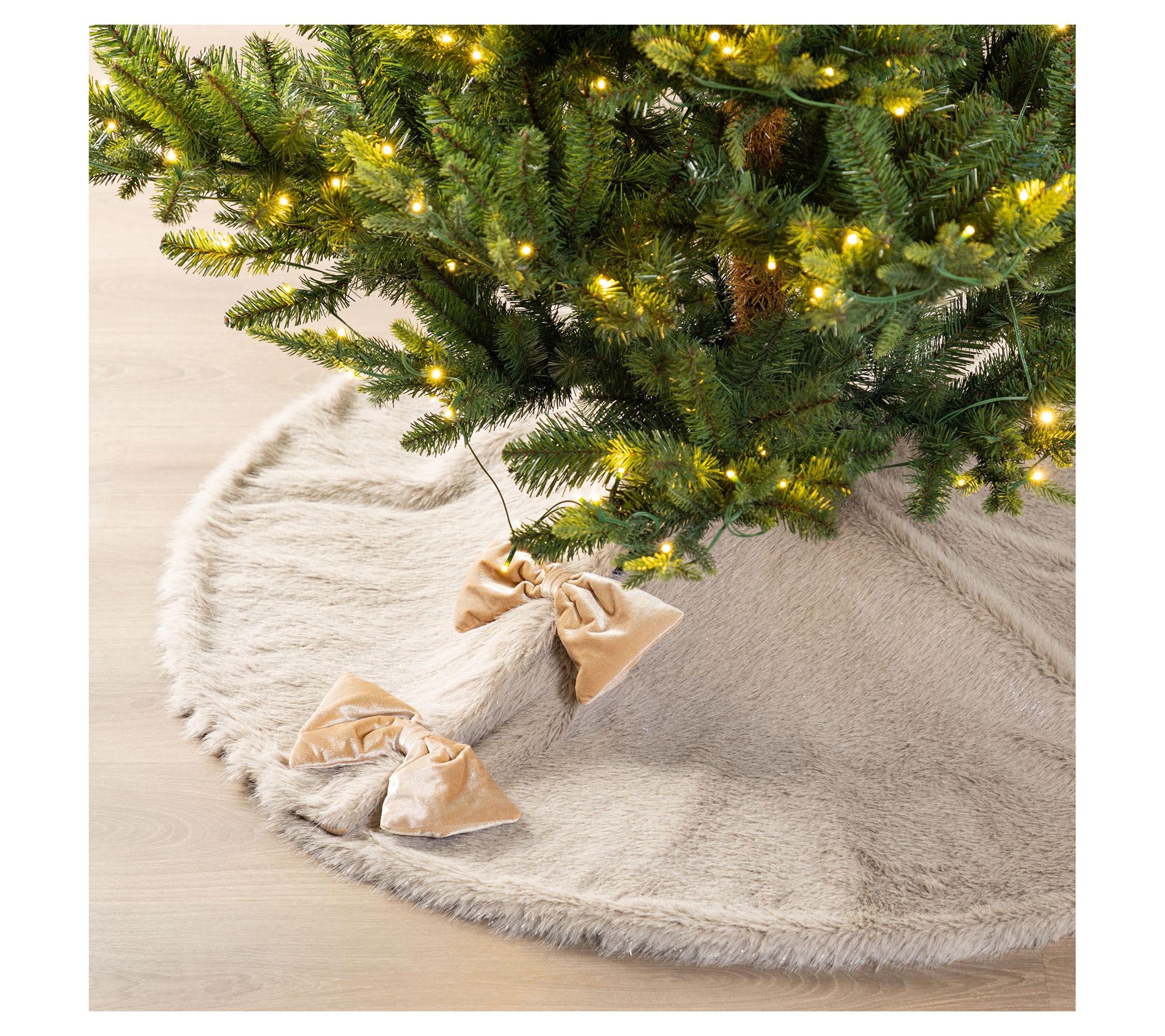 Glitzhome 48"D Reversible Faux Fox Fur Christmas Tree Skirt