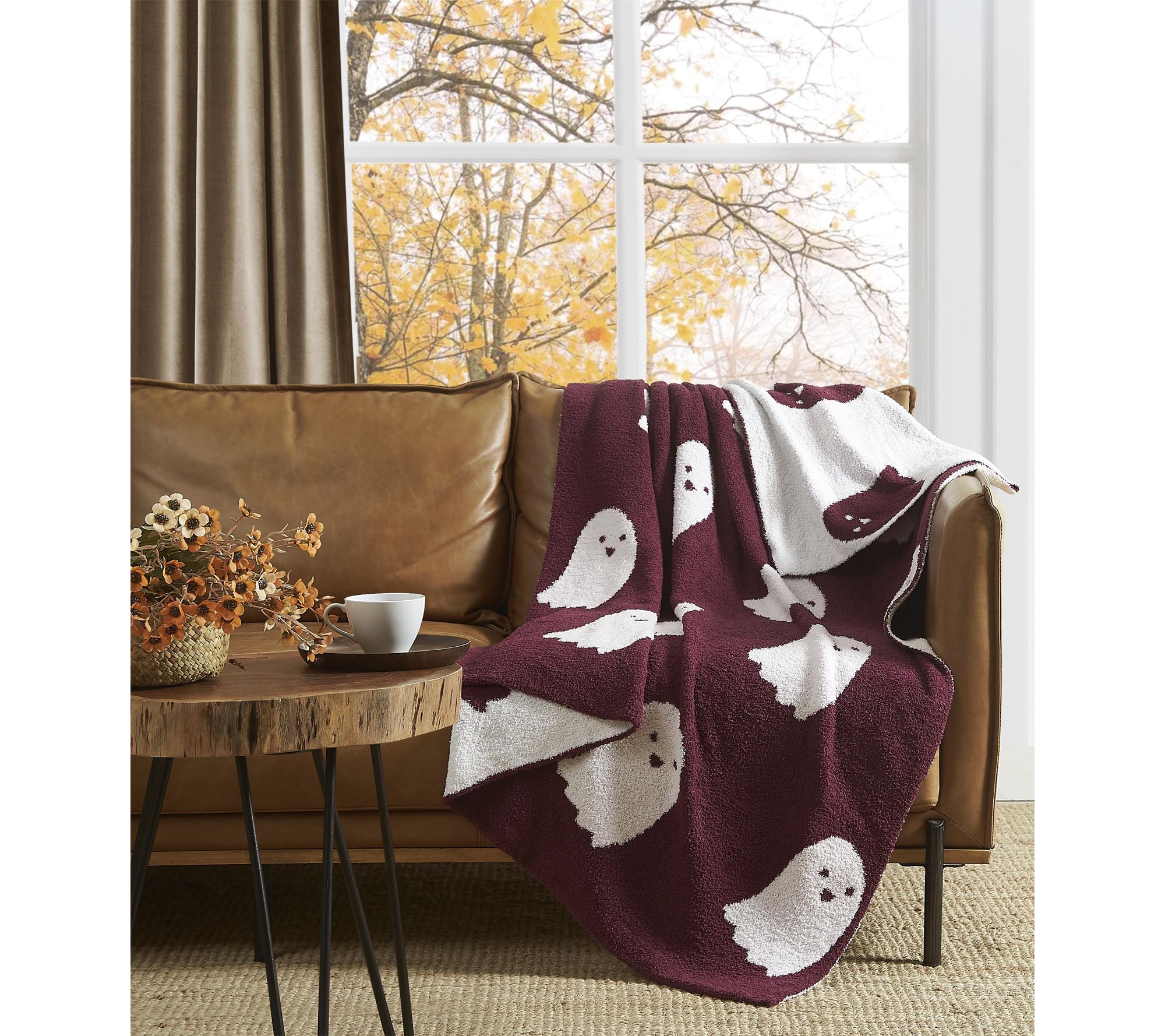 Truly Soft Cozy Ghost Reversible 50x70 Throw