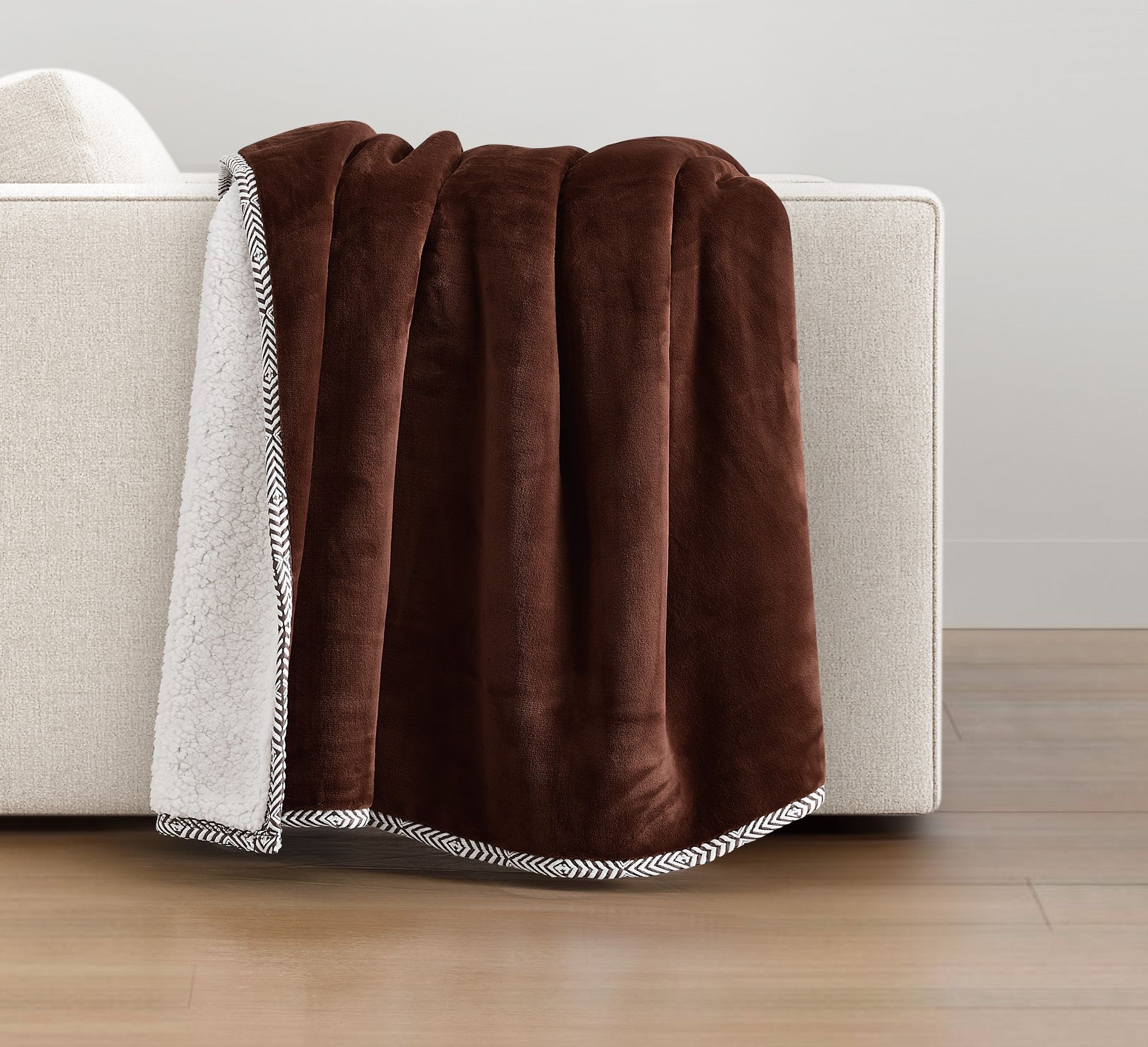 Brooklyn Loom Super Soft Braided 50x70 Throw