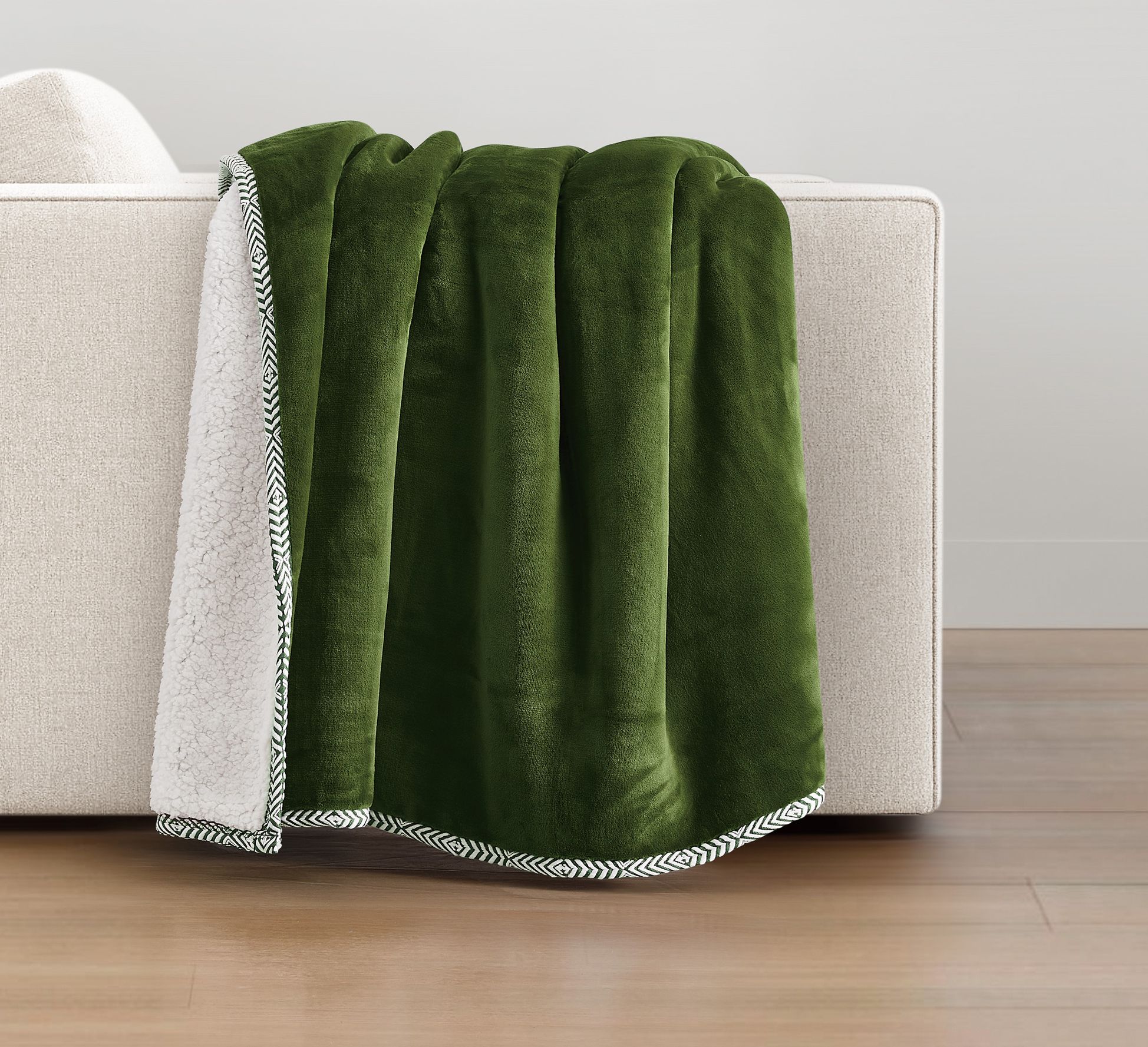 Brooklyn Loom Super Soft Braided 50x70 Throw