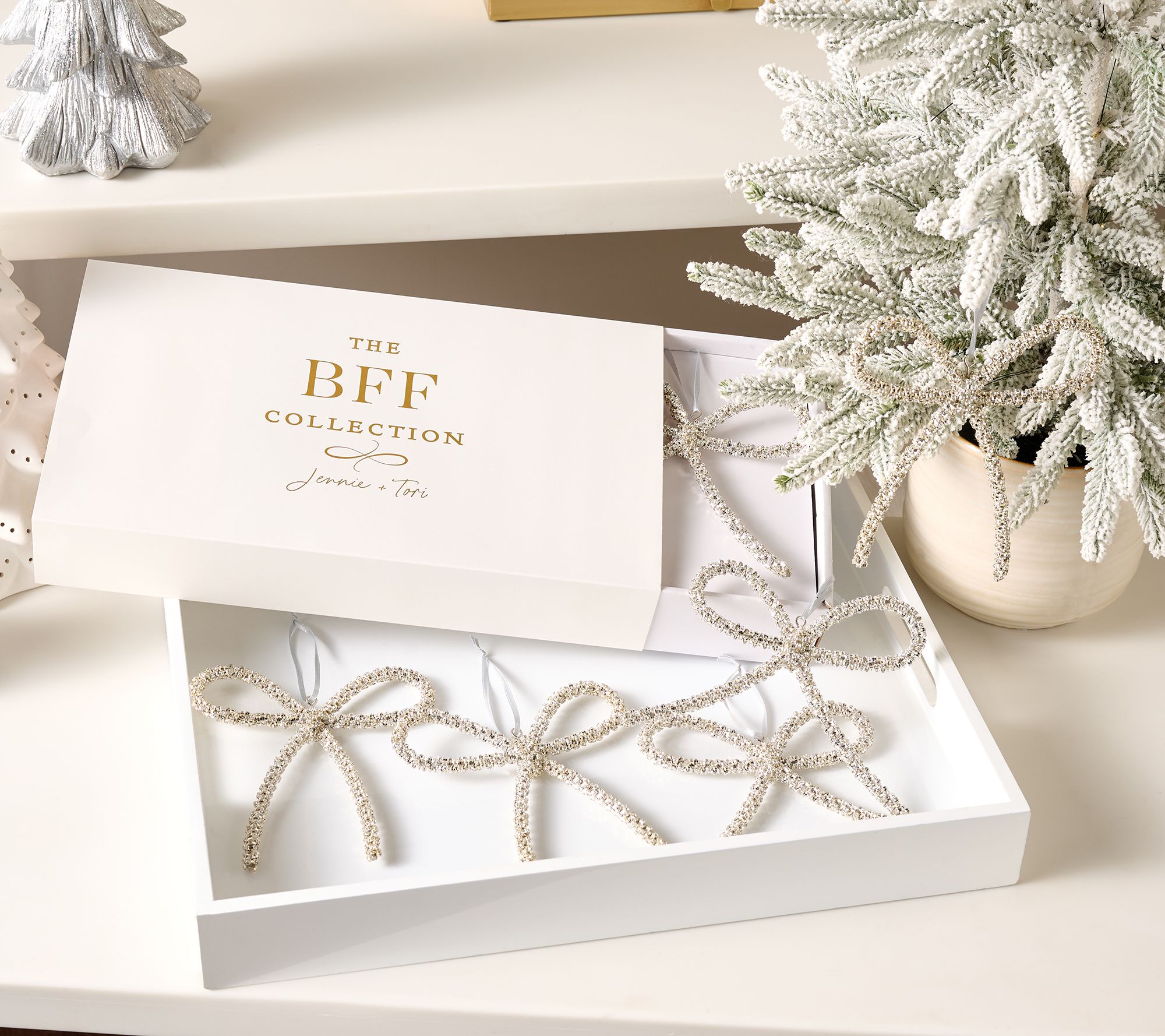 BFF Collection (6) Jewel Bow 6.5 Ornamentswith Gift Box