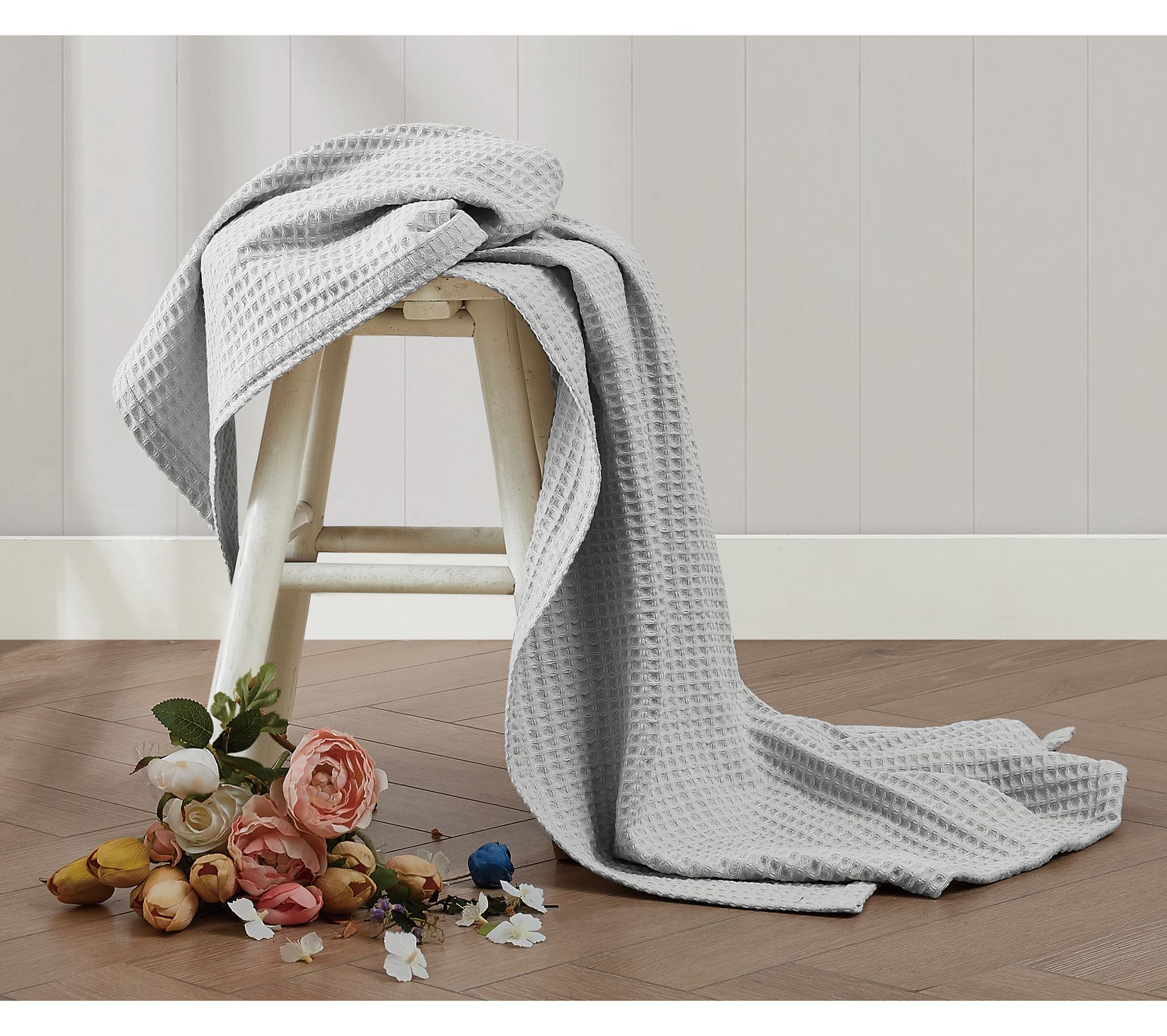 The Farmhouse b y Rachel Ashwel l Cotton Waffle 50x60 Throw