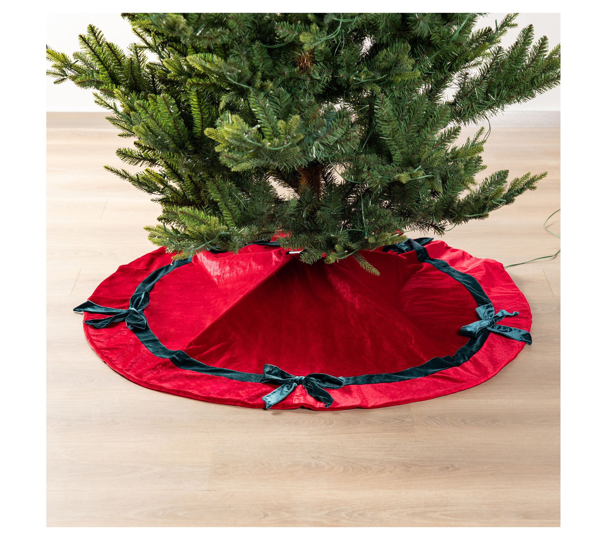 Glitzhome 48"D Red Velvet Christmas Tree Skirtwith Bows