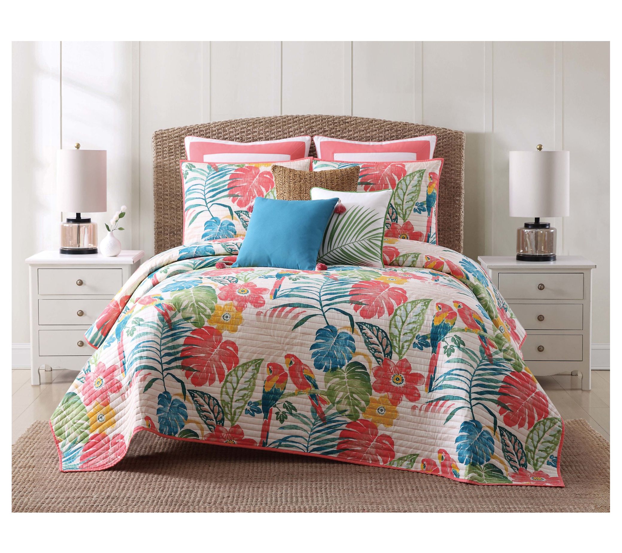 Oceanfront Resort Coco Paradise Twin XL Quilt Set - QVC.com