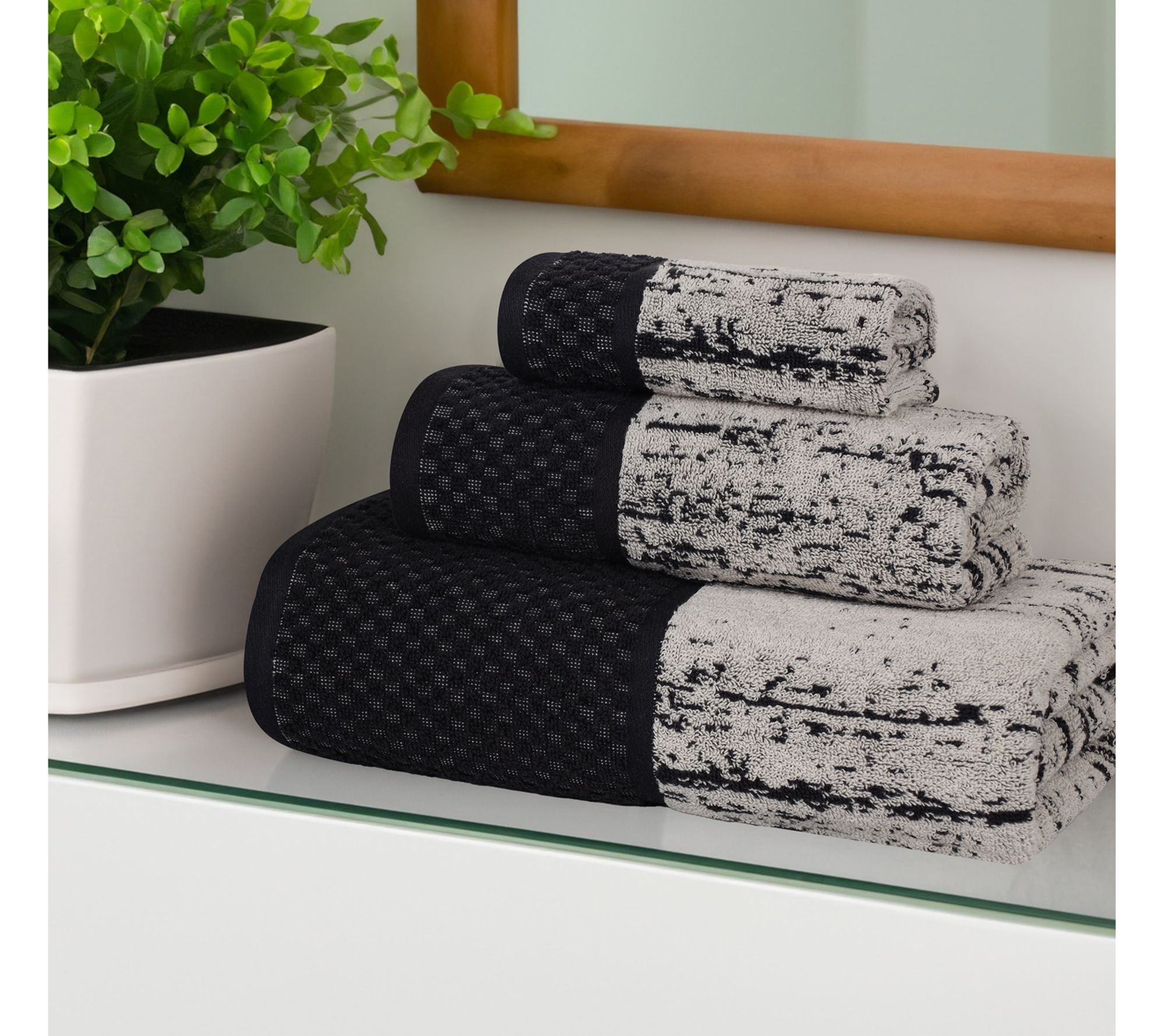 Superior Cotton Absorbent Two Toned JAQ 3 PieceTowel Set