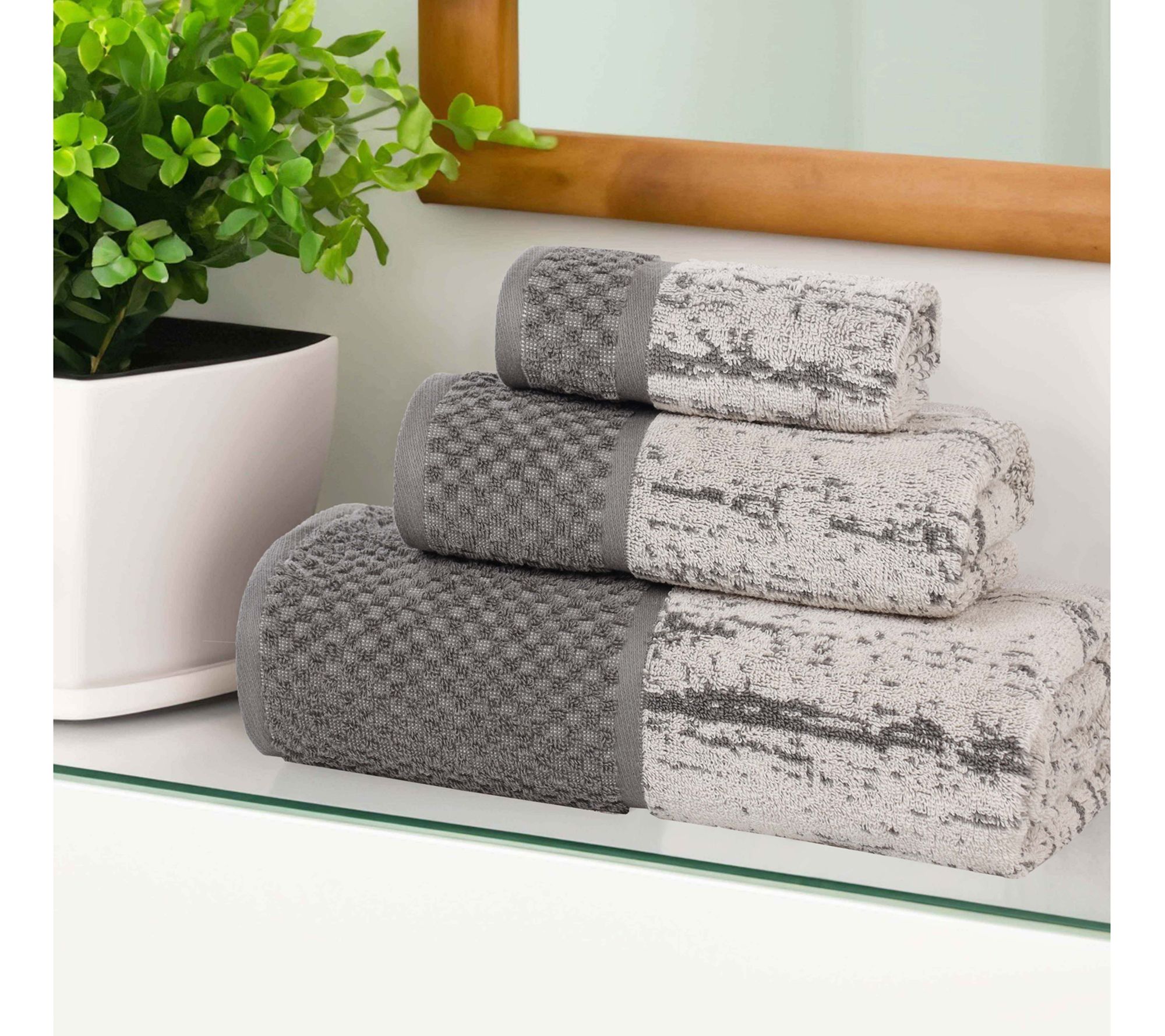 Superior Cotton Absorbent Two Toned JAQ 3 PieceTowel Set