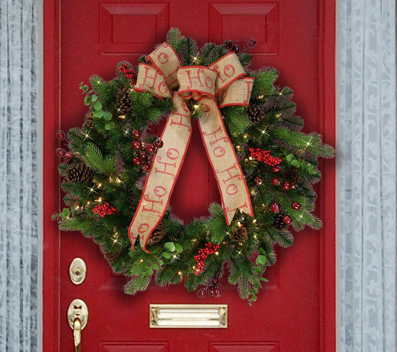 Puleo 30" Pre-Lit Premium Decorated wreath