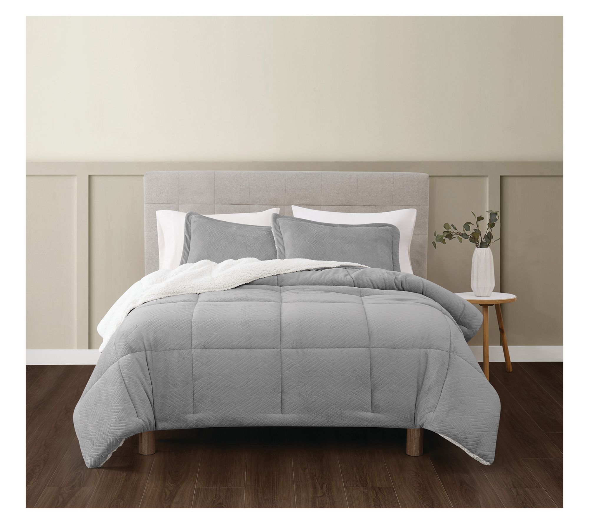 Truly Soft Basket Carved Faux Fur King 3-PieceComforter Set