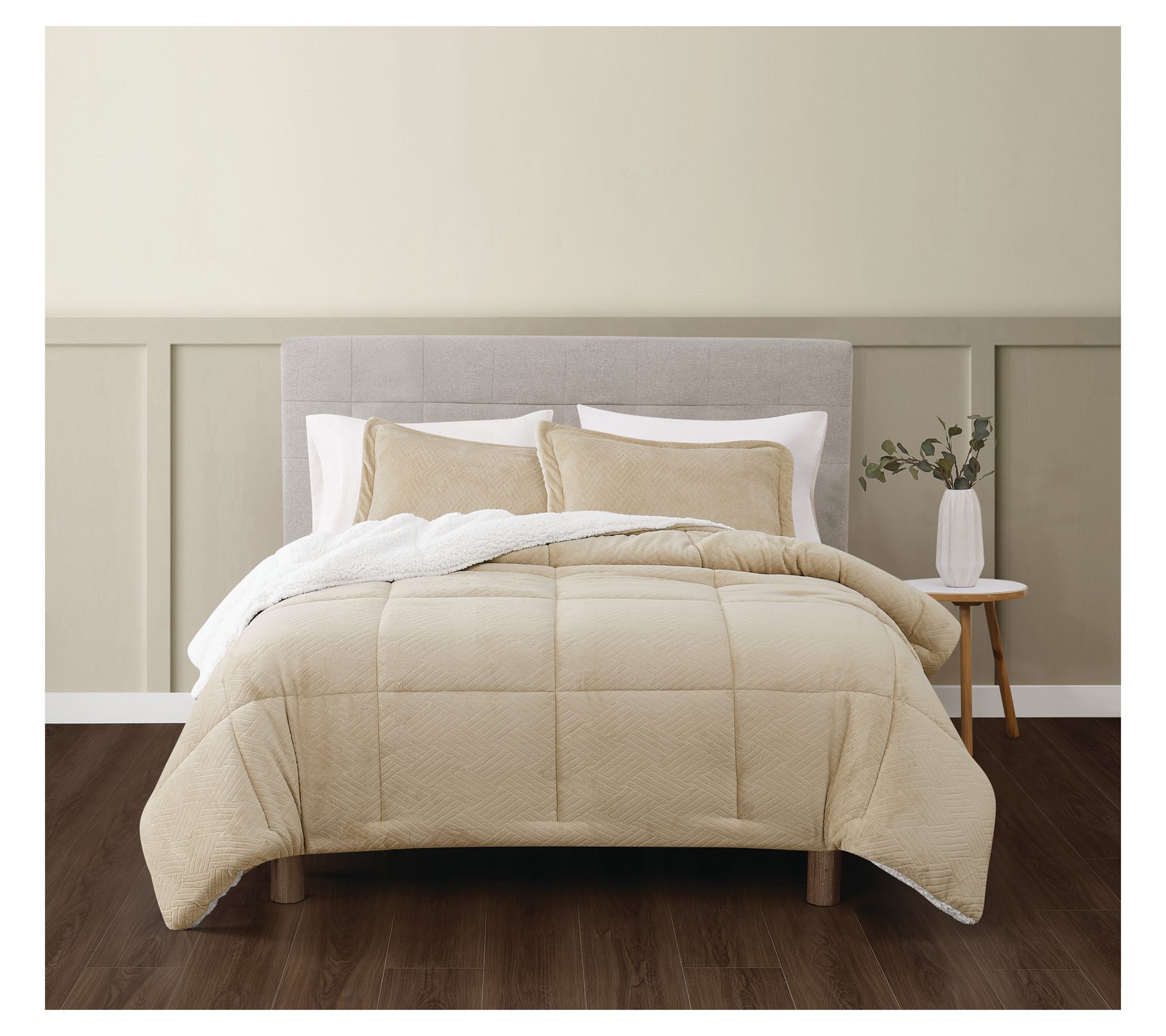 Truly Soft Basket Carved Faux Fur King 3-PieceComforter Set