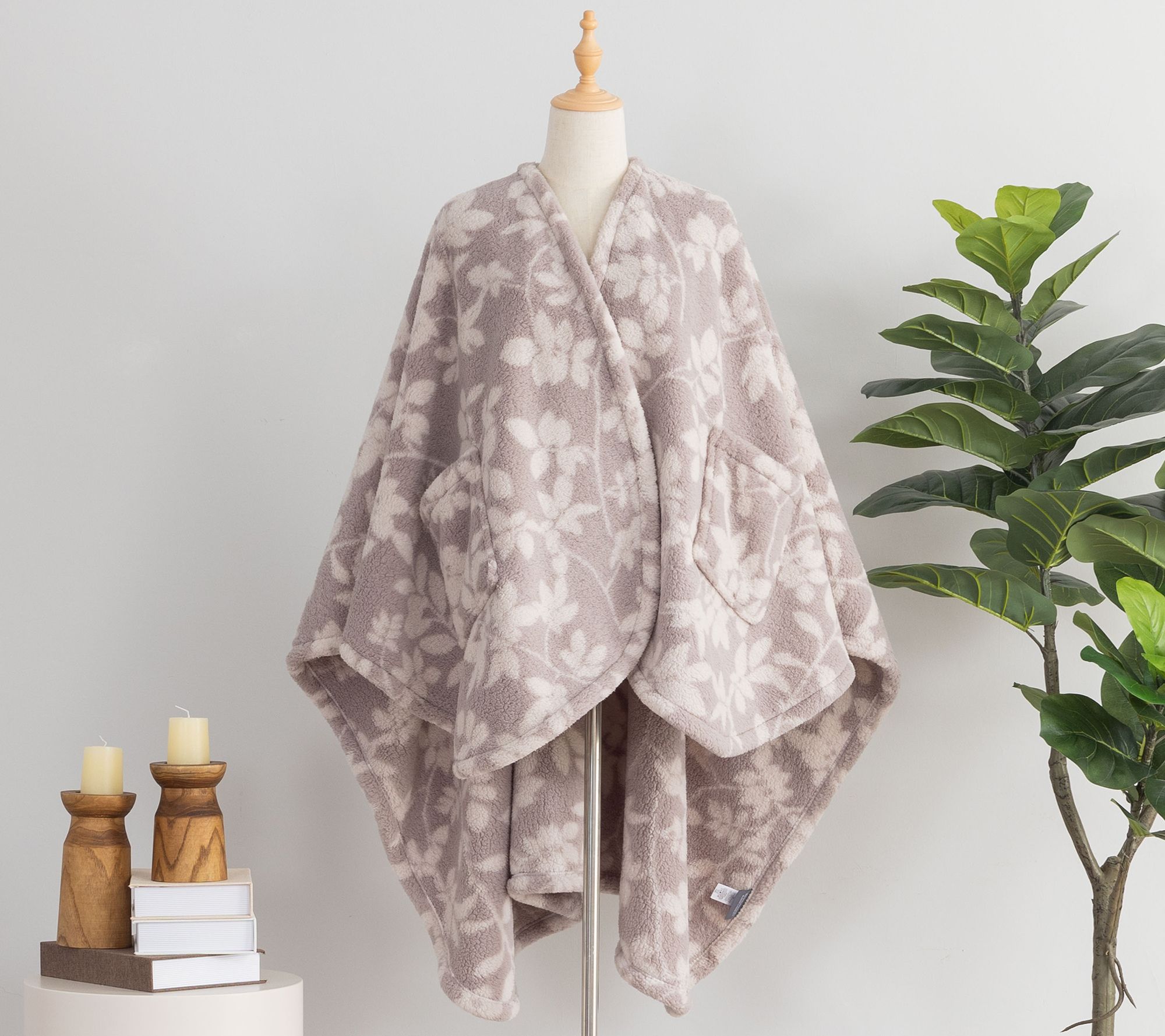 "As Is" Berkshire Botanical Vine Sherpa Wearable Throw